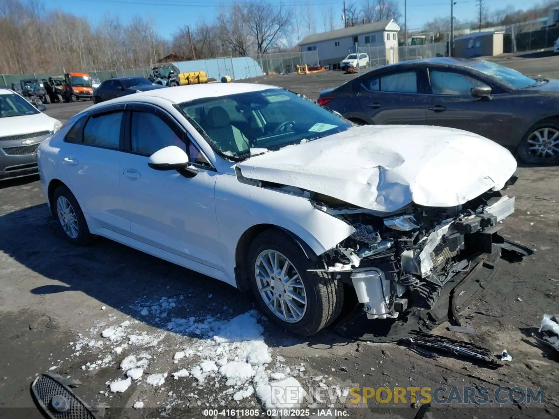 1 Photograph of a damaged car 5XXG14J21MG050168 KIA K5 2021
