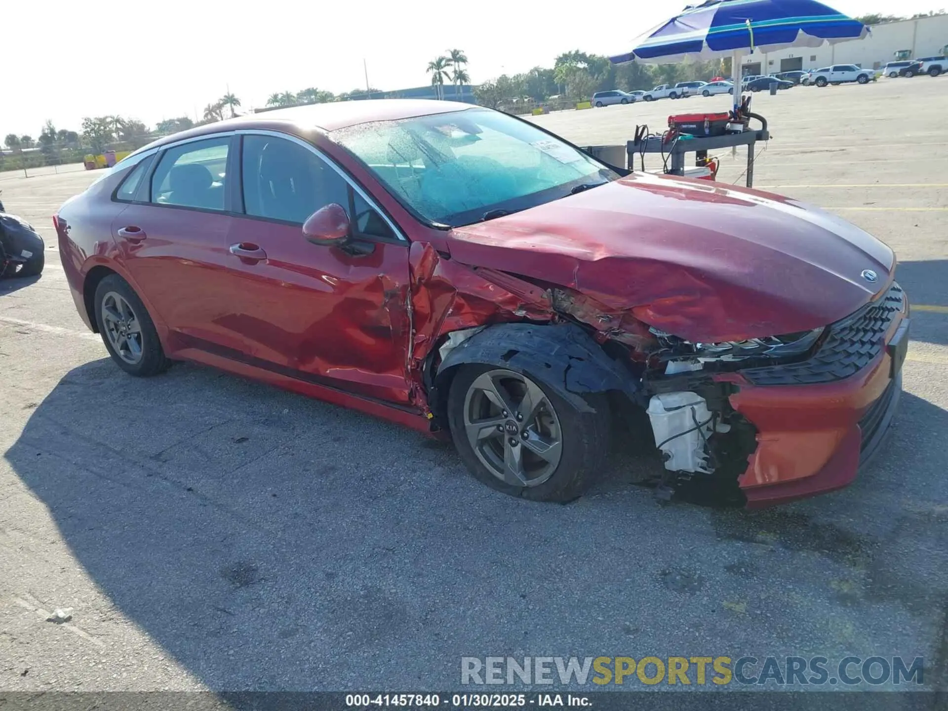 1 Photograph of a damaged car 5XXG14J21MG072199 KIA K5 2021
