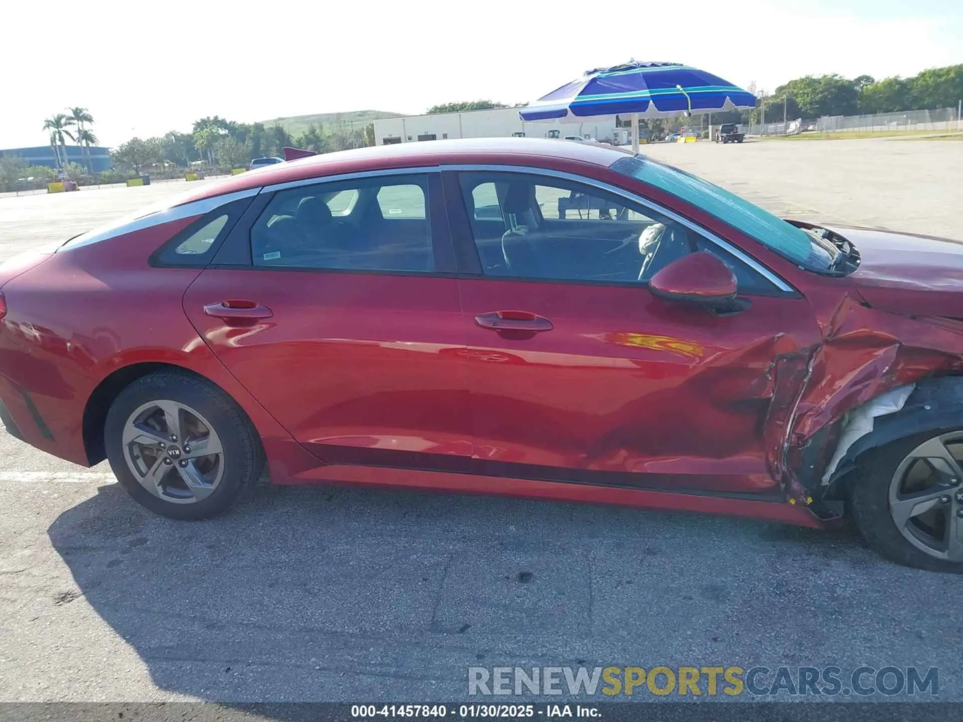 13 Photograph of a damaged car 5XXG14J21MG072199 KIA K5 2021