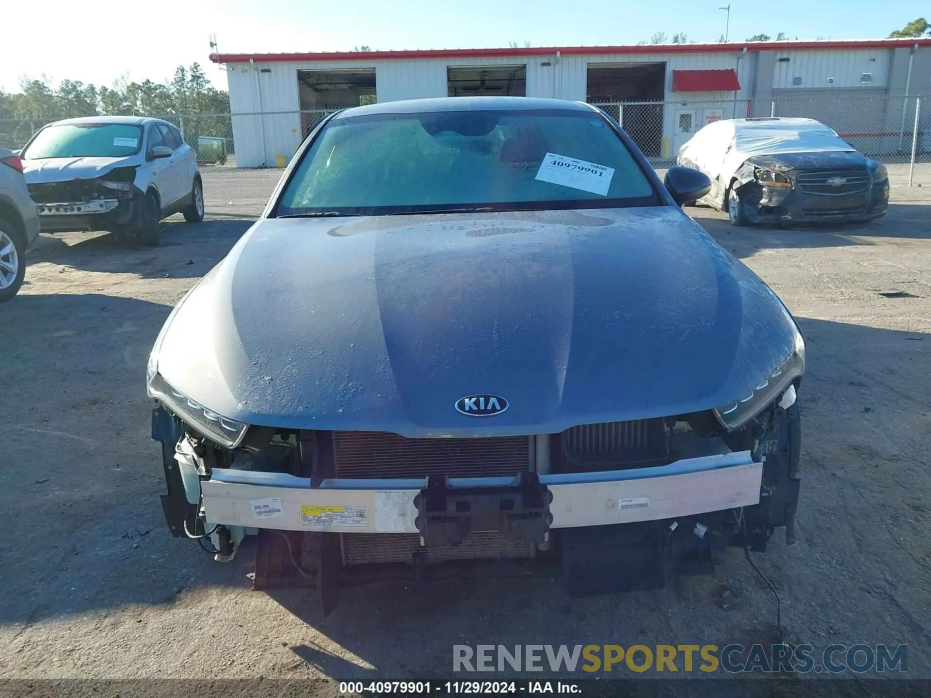 11 Photograph of a damaged car 5XXG14J22MG015316 KIA K5 2021