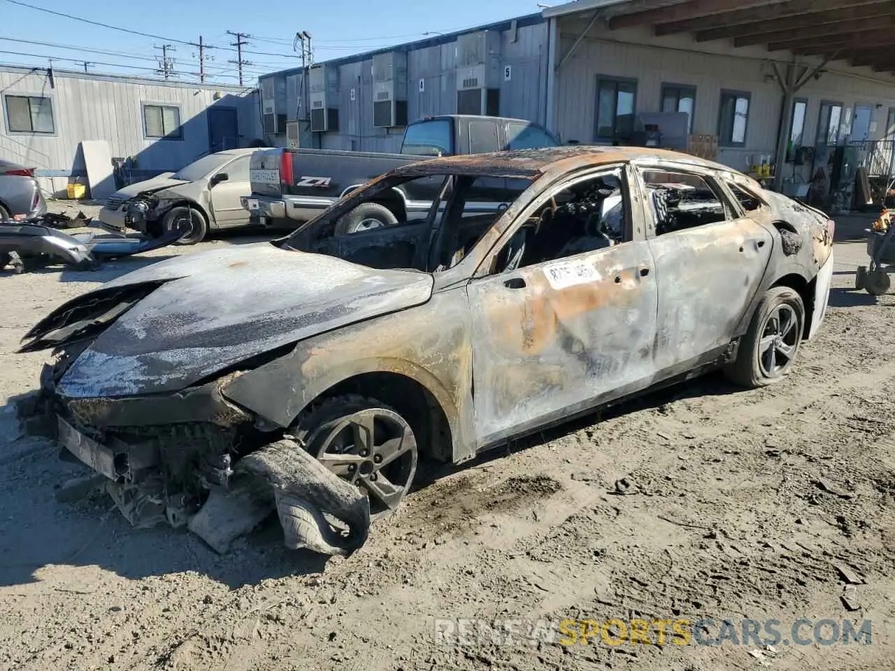 1 Photograph of a damaged car 5XXG14J22MG065262 KIA K5 2021