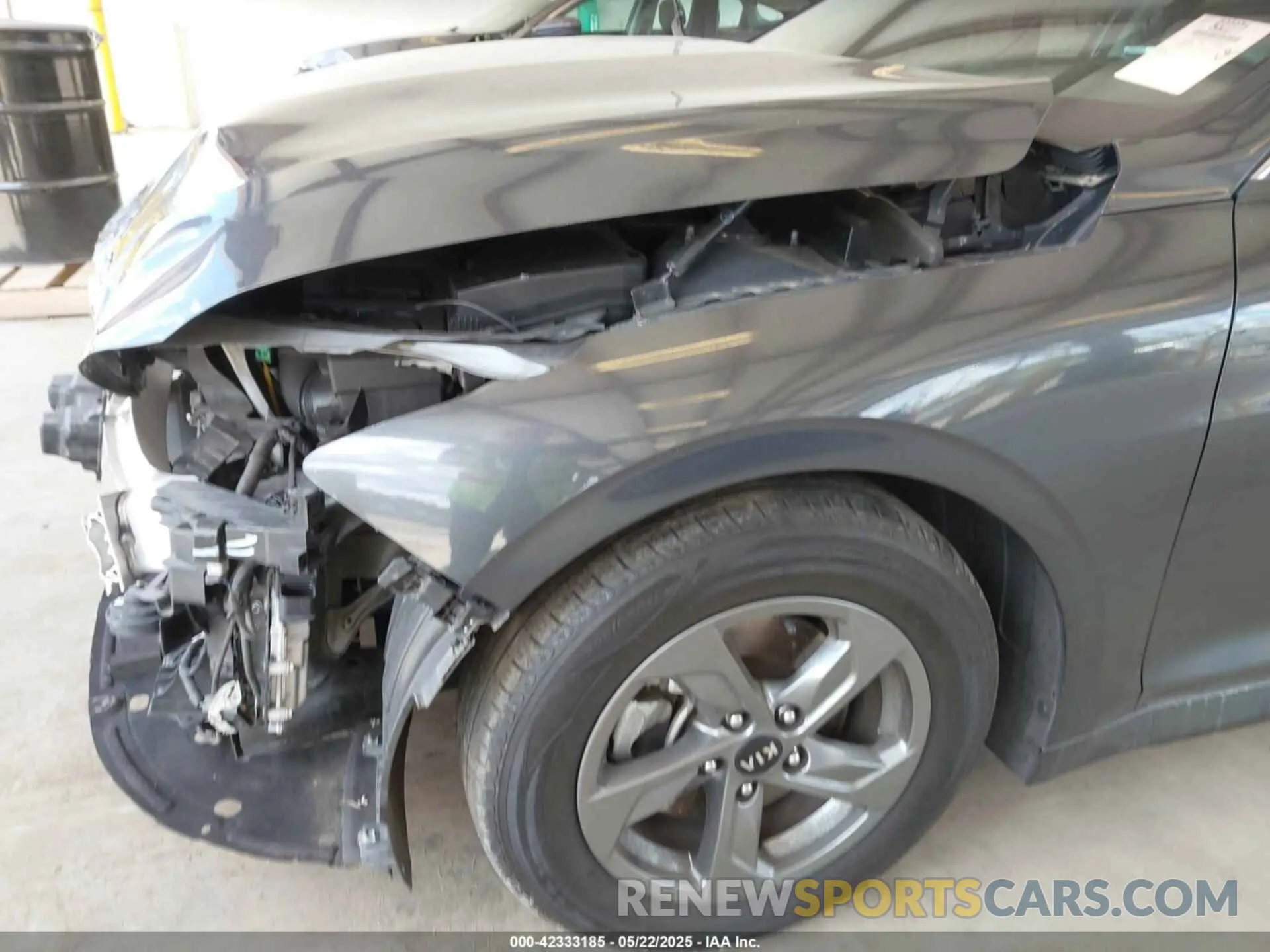 6 Photograph of a damaged car 5XXG14J23MG044372 KIA K5 2021