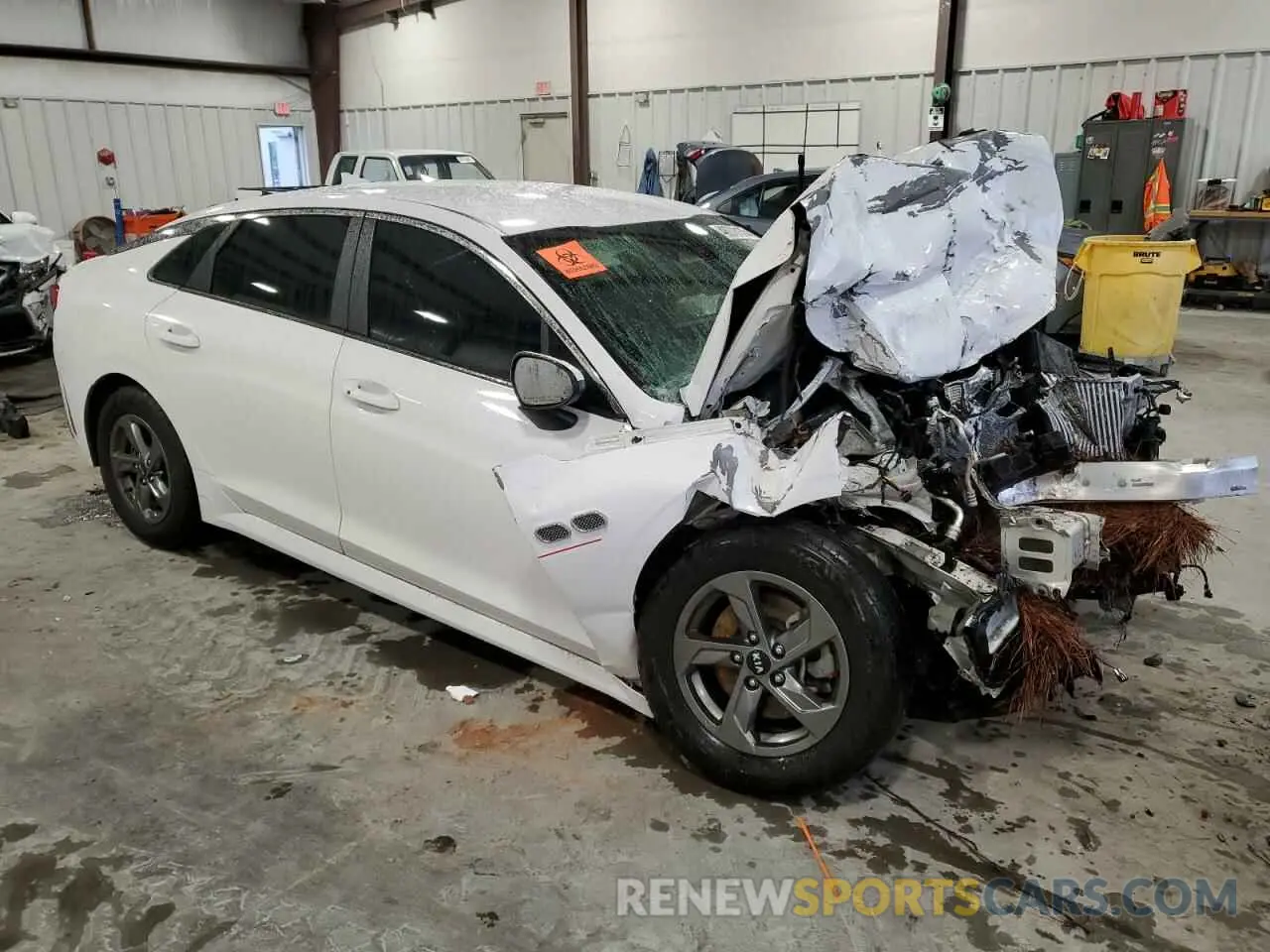 4 Photograph of a damaged car 5XXG14J23MG044968 KIA K5 2021