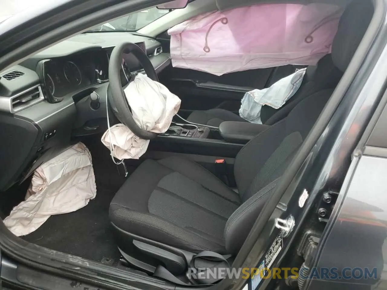 7 Photograph of a damaged car 5XXG14J23MG046719 KIA K5 2021