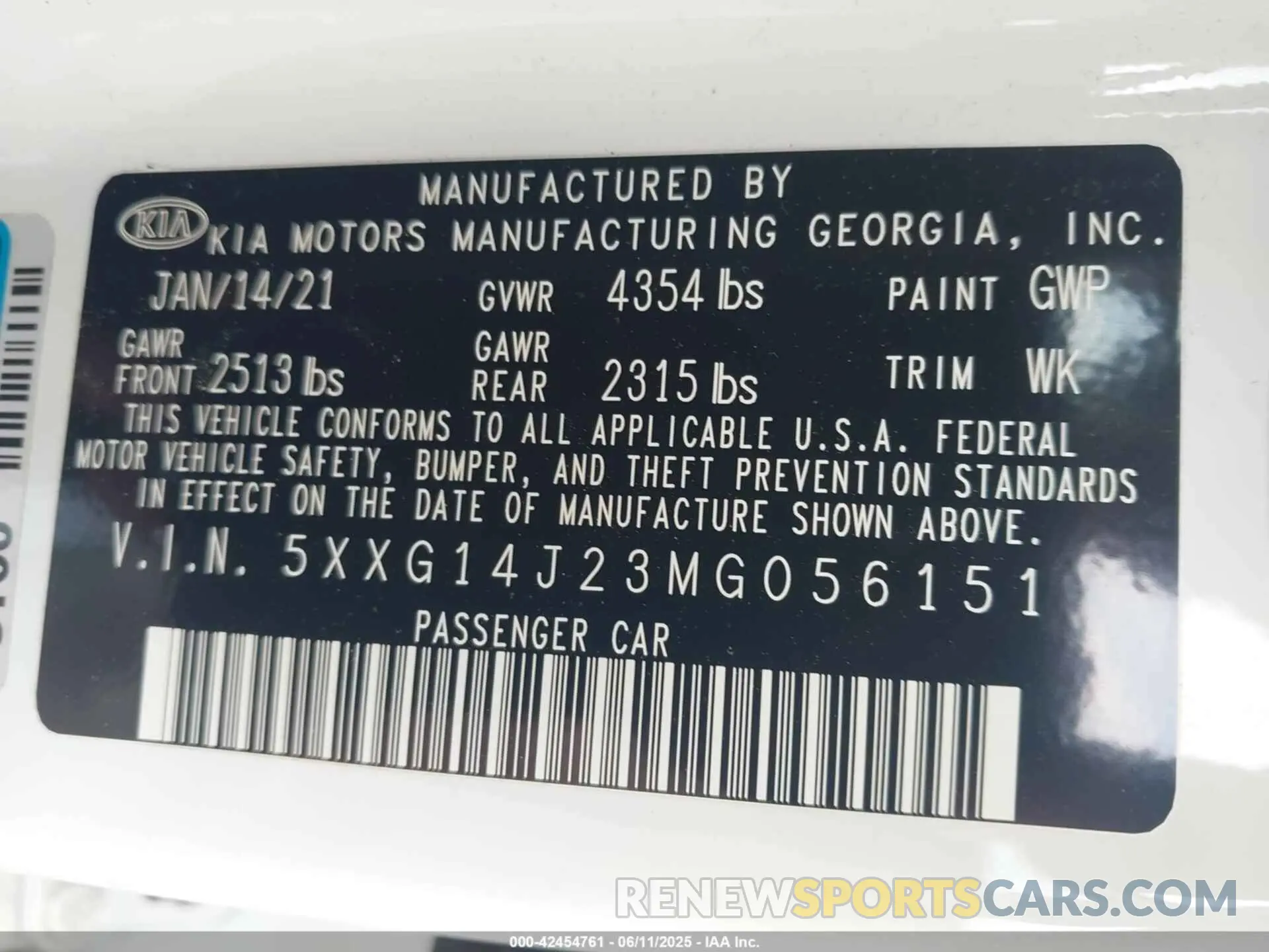 9 Photograph of a damaged car 5XXG14J23MG056151 KIA K5 2021