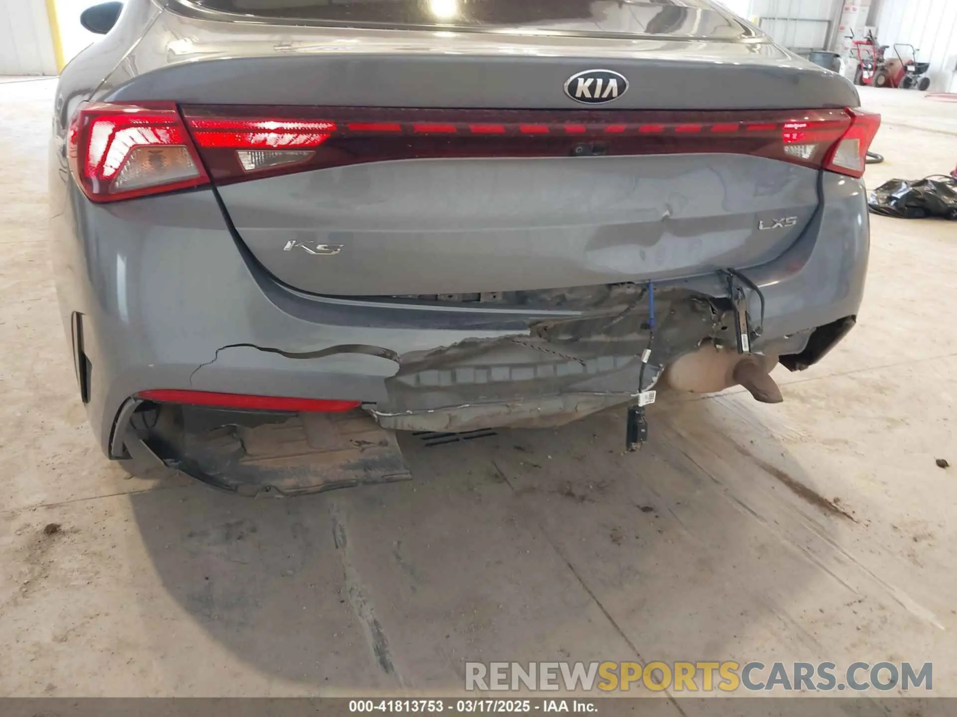 6 Photograph of a damaged car 5XXG14J23MG072088 KIA K5 2021