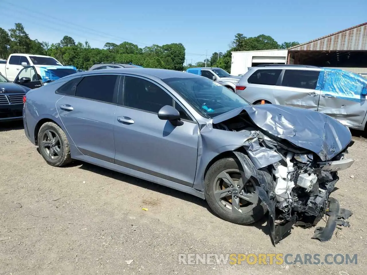 4 Photograph of a damaged car 5XXG14J24MG004866 KIA K5 2021