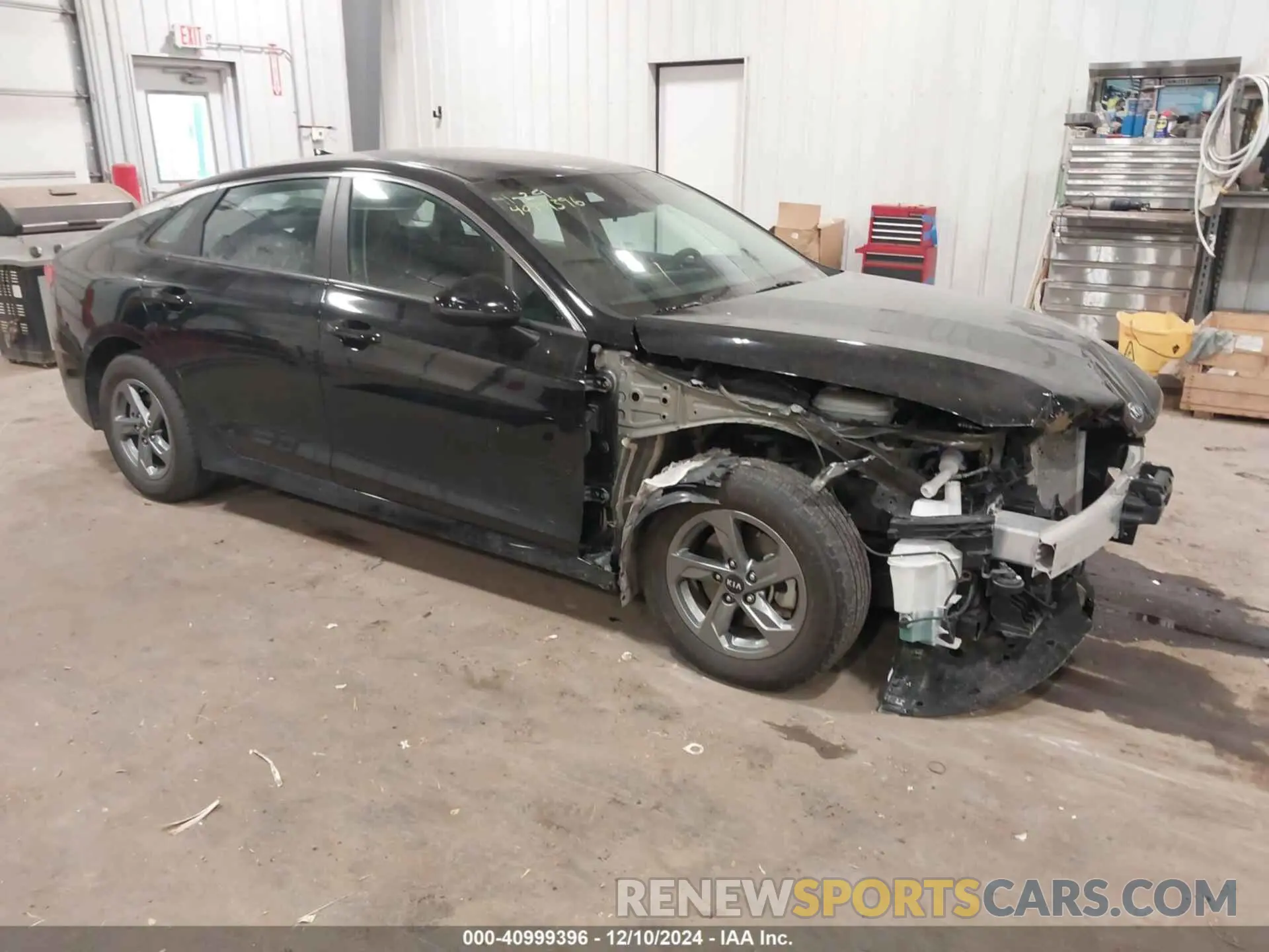 1 Photograph of a damaged car 5XXG14J24MG013678 KIA K5 2021