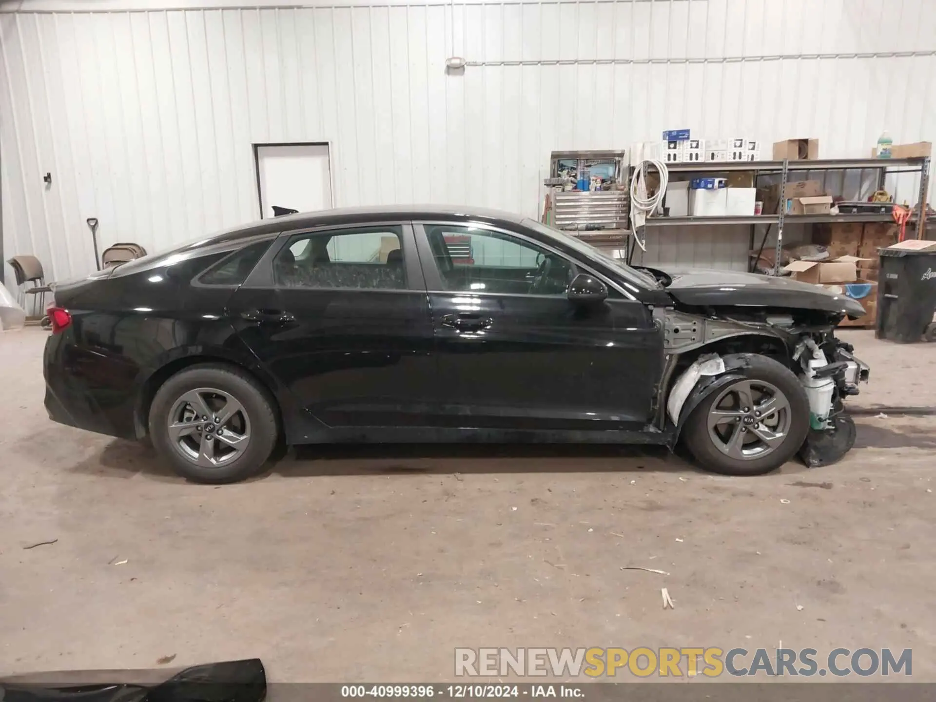 13 Photograph of a damaged car 5XXG14J24MG013678 KIA K5 2021