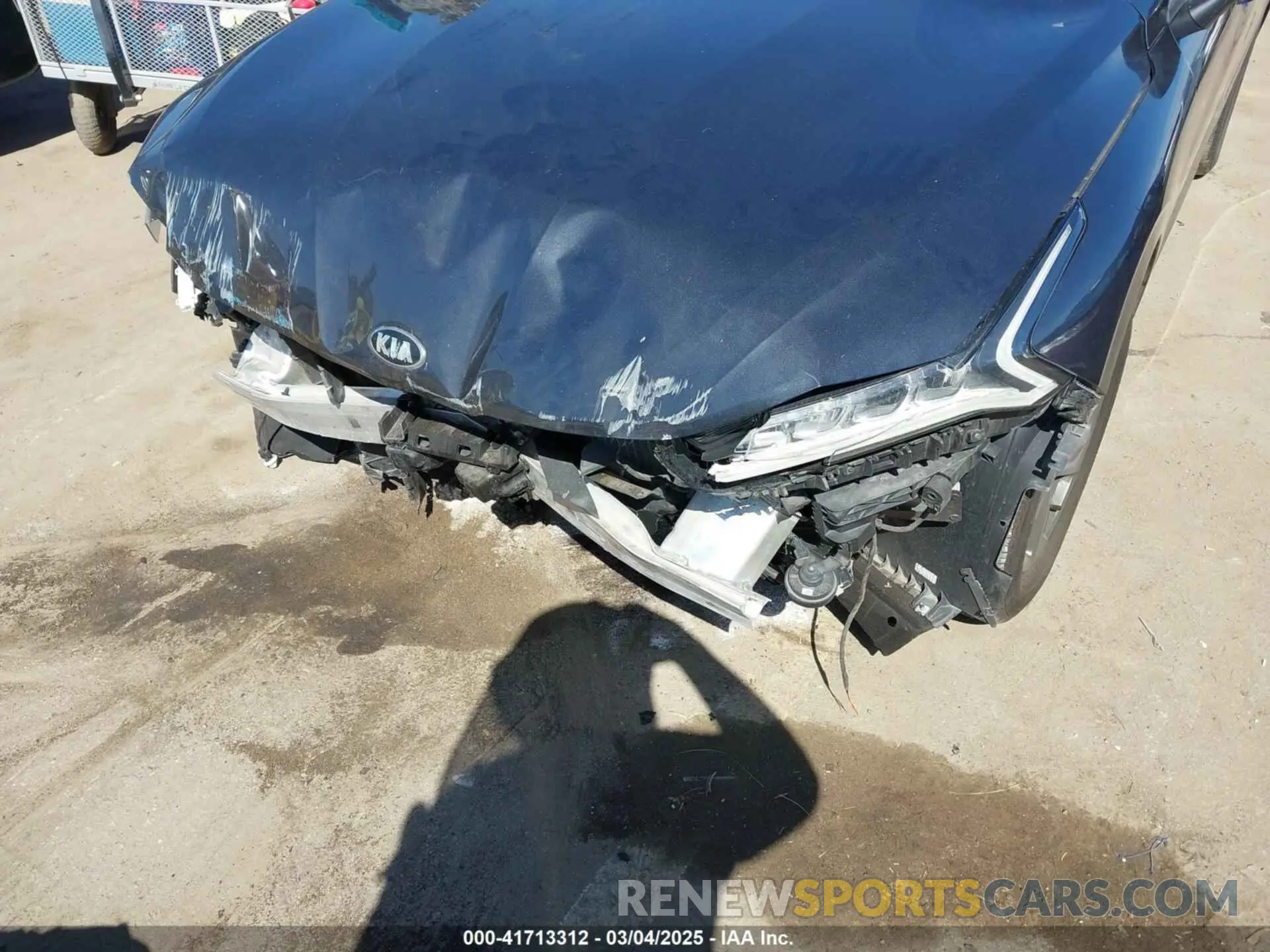 6 Photograph of a damaged car 5XXG14J24MG038158 KIA K5 2021