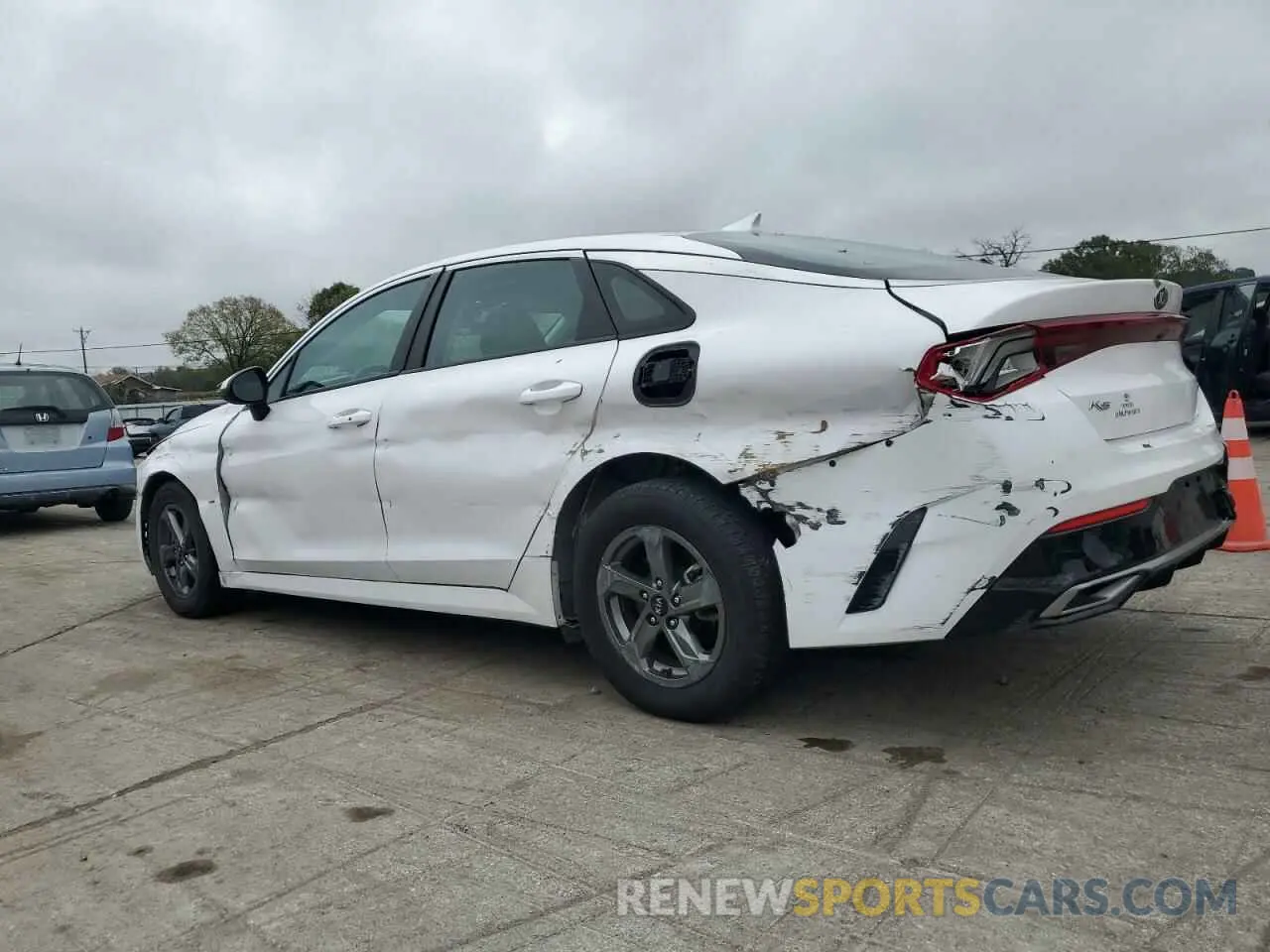2 Photograph of a damaged car 5XXG14J24MG059866 KIA K5 2021