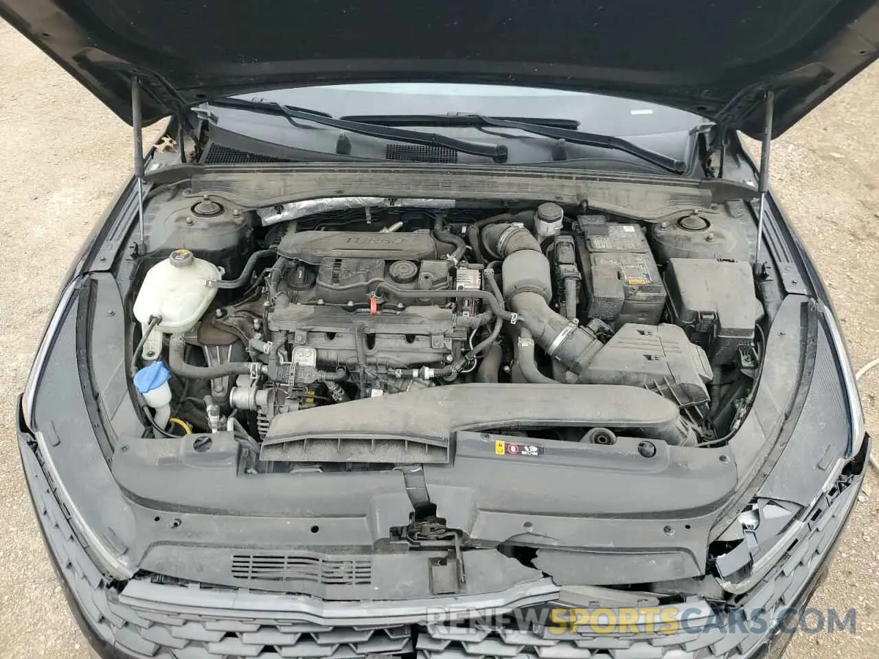 11 Photograph of a damaged car 5XXG14J25MG014189 KIA K5 2021