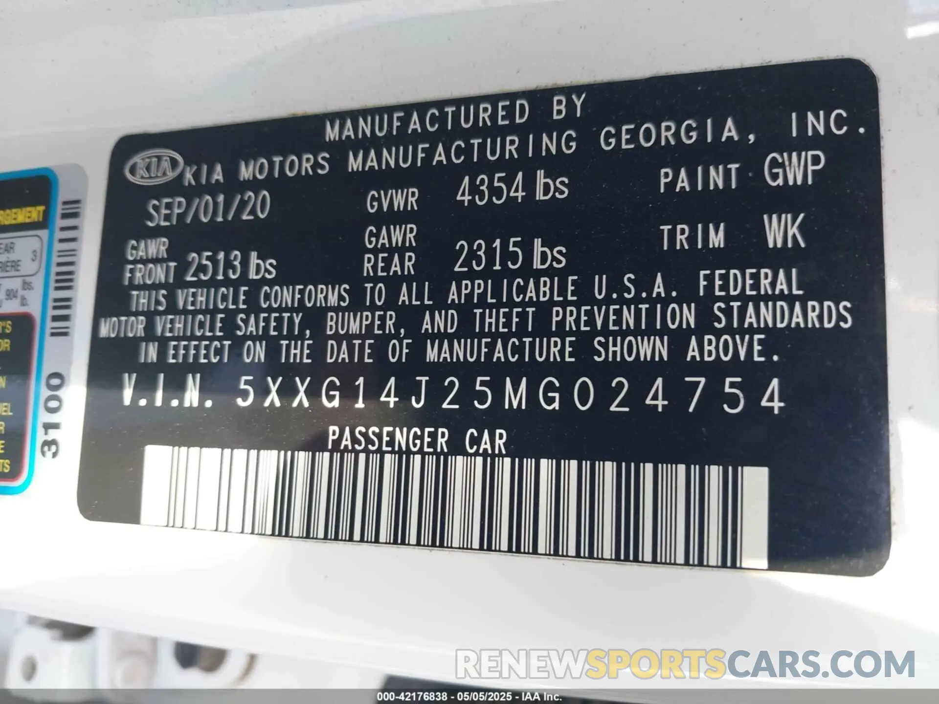9 Photograph of a damaged car 5XXG14J25MG024754 KIA K5 2021