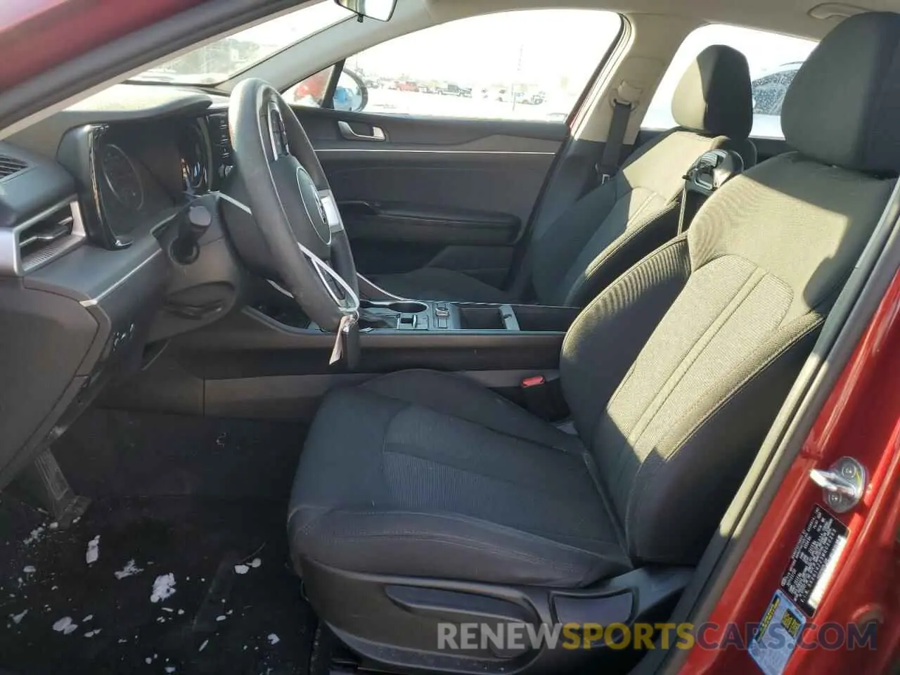 7 Photograph of a damaged car 5XXG14J25MG030263 KIA K5 2021
