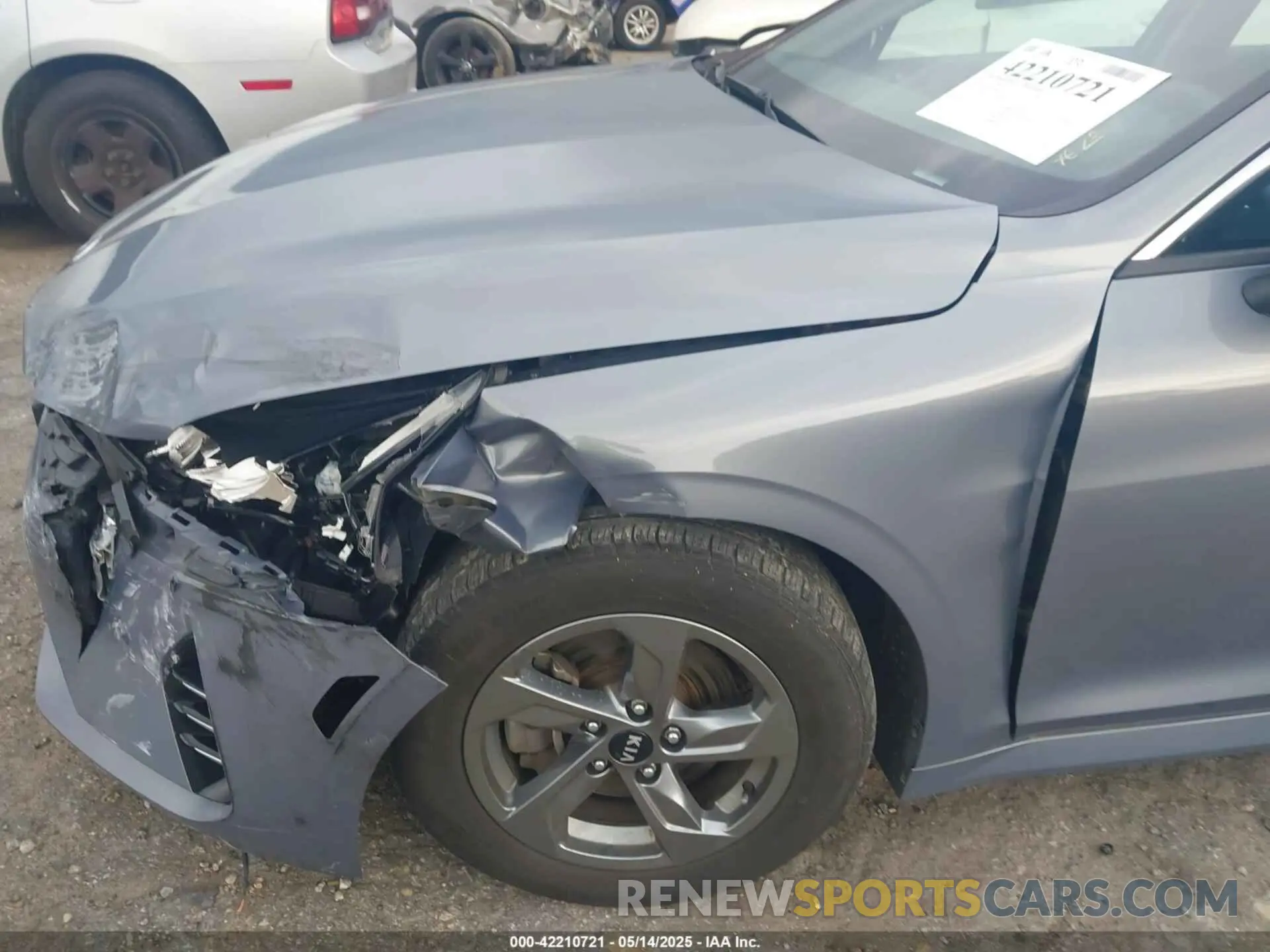 6 Photograph of a damaged car 5XXG14J26MG008143 KIA K5 2021