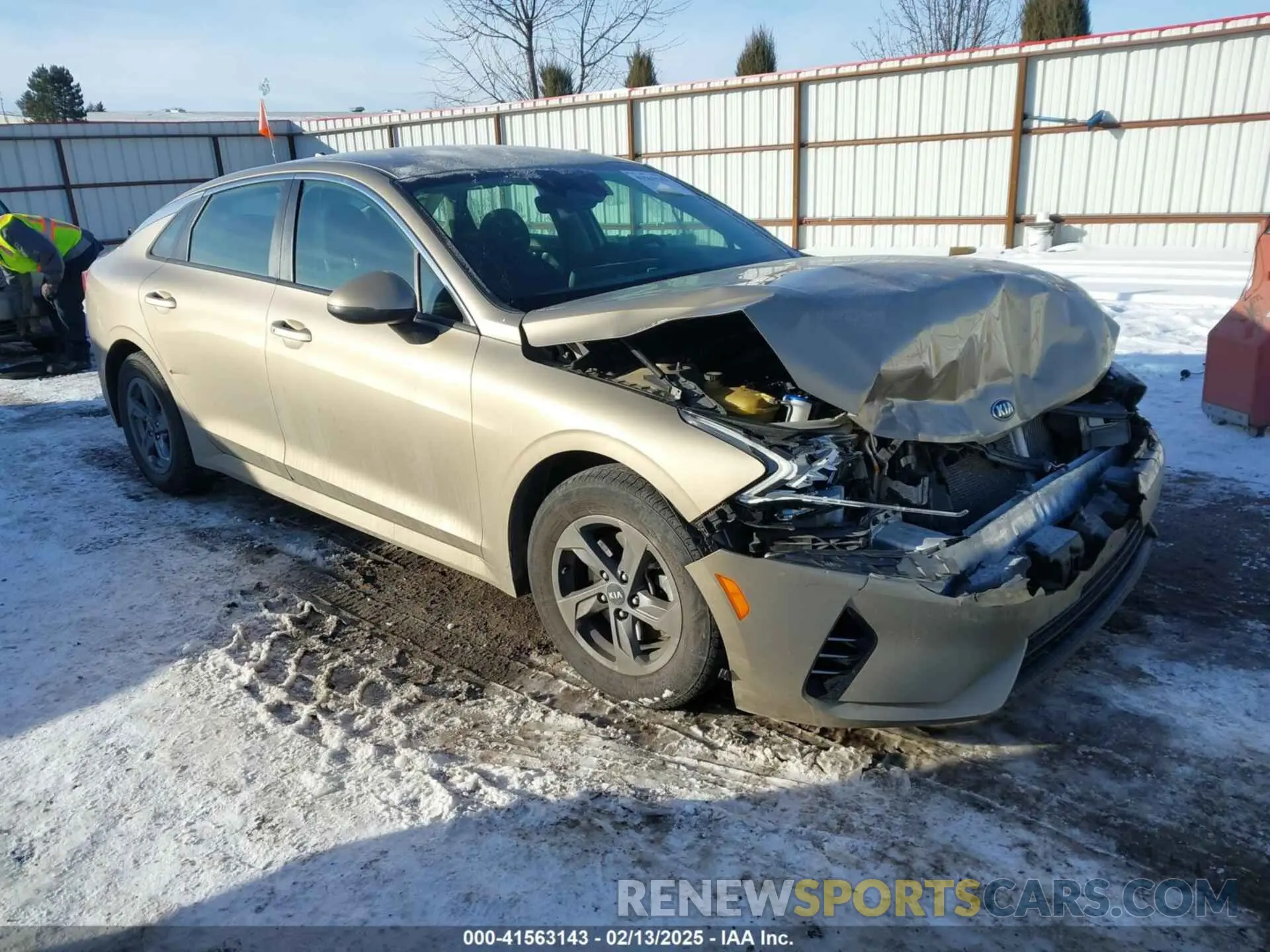 1 Photograph of a damaged car 5XXG14J26MG039120 KIA K5 2021