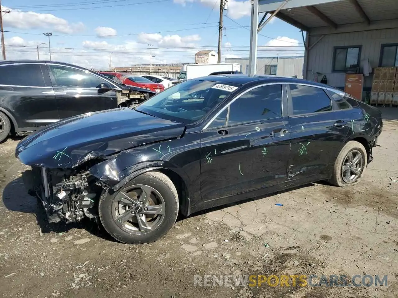 1 Photograph of a damaged car 5XXG14J26MG056533 KIA K5 2021
