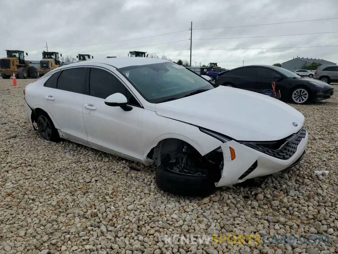 4 Photograph of a damaged car 5XXG14J26MG063711 KIA K5 2021