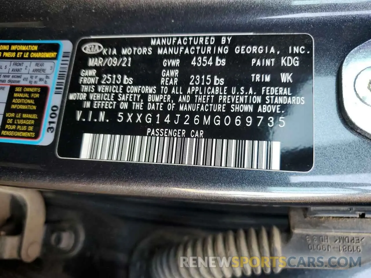 14 Photograph of a damaged car 5XXG14J26MG069735 KIA K5 2021