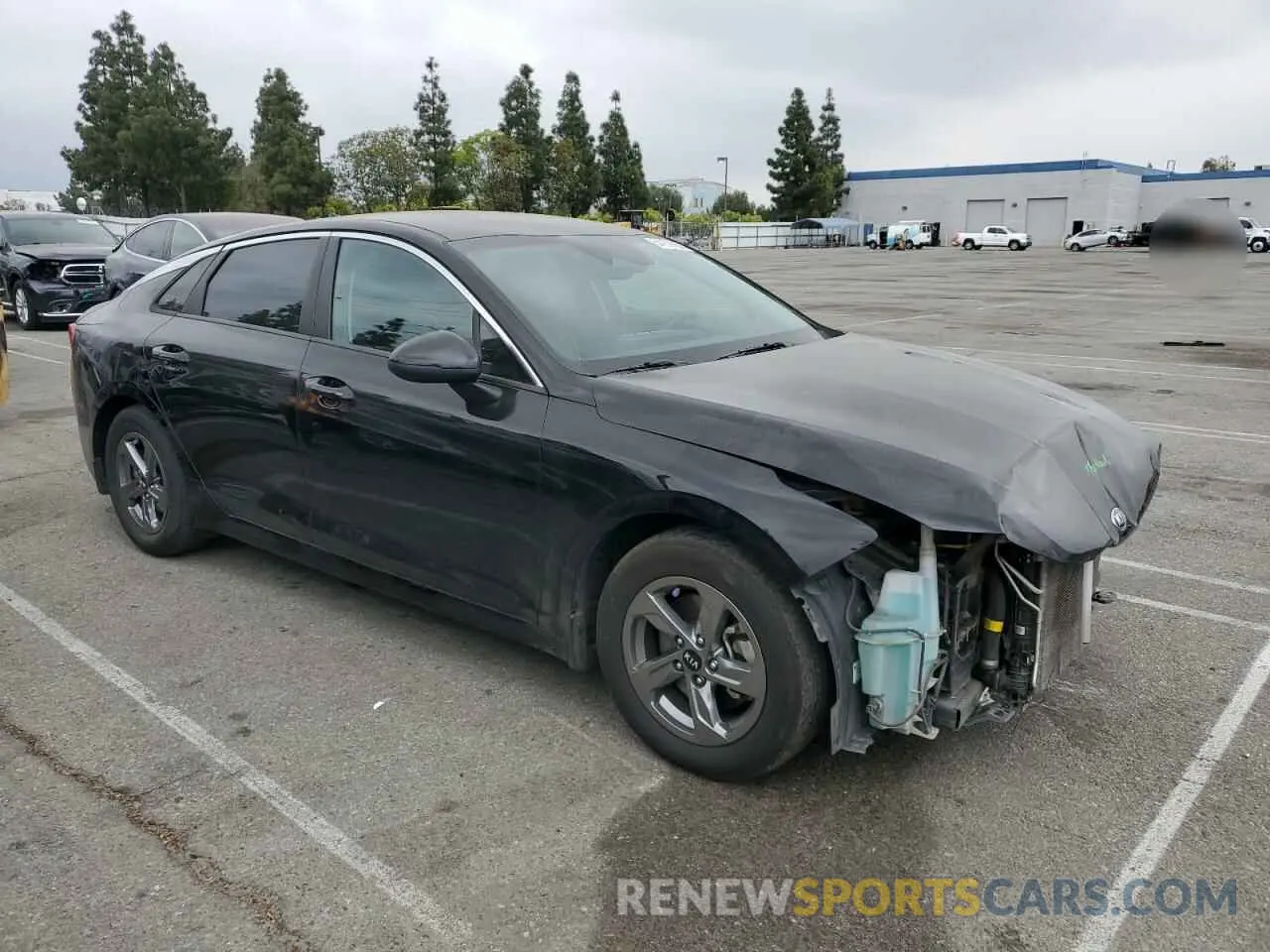 4 Photograph of a damaged car 5XXG14J27MG023816 KIA K5 2021