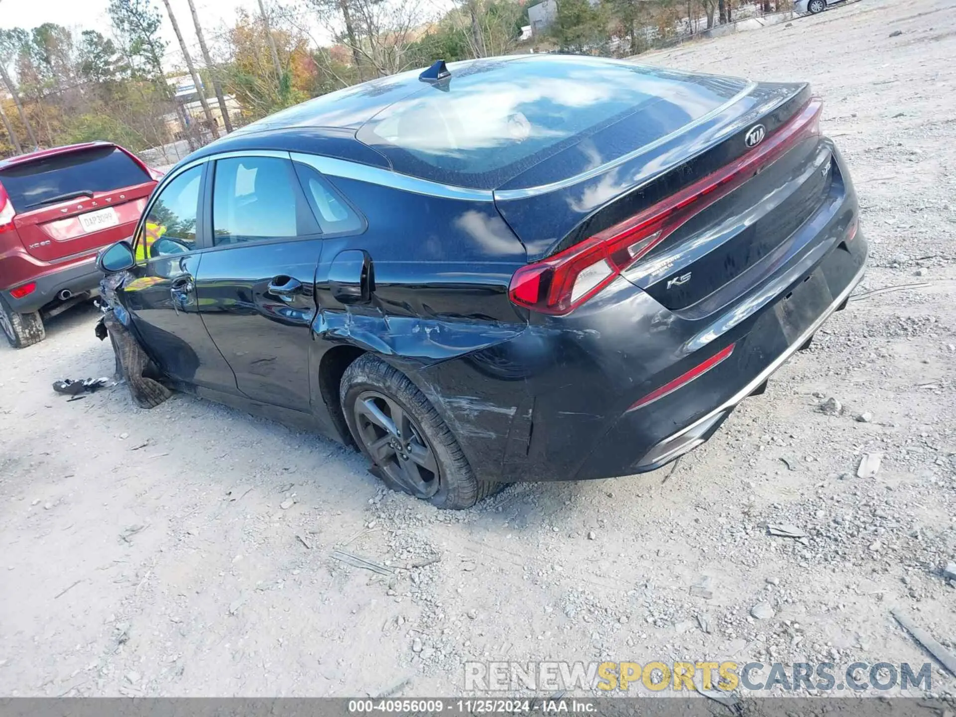 3 Photograph of a damaged car 5XXG14J27MG074118 KIA K5 2021