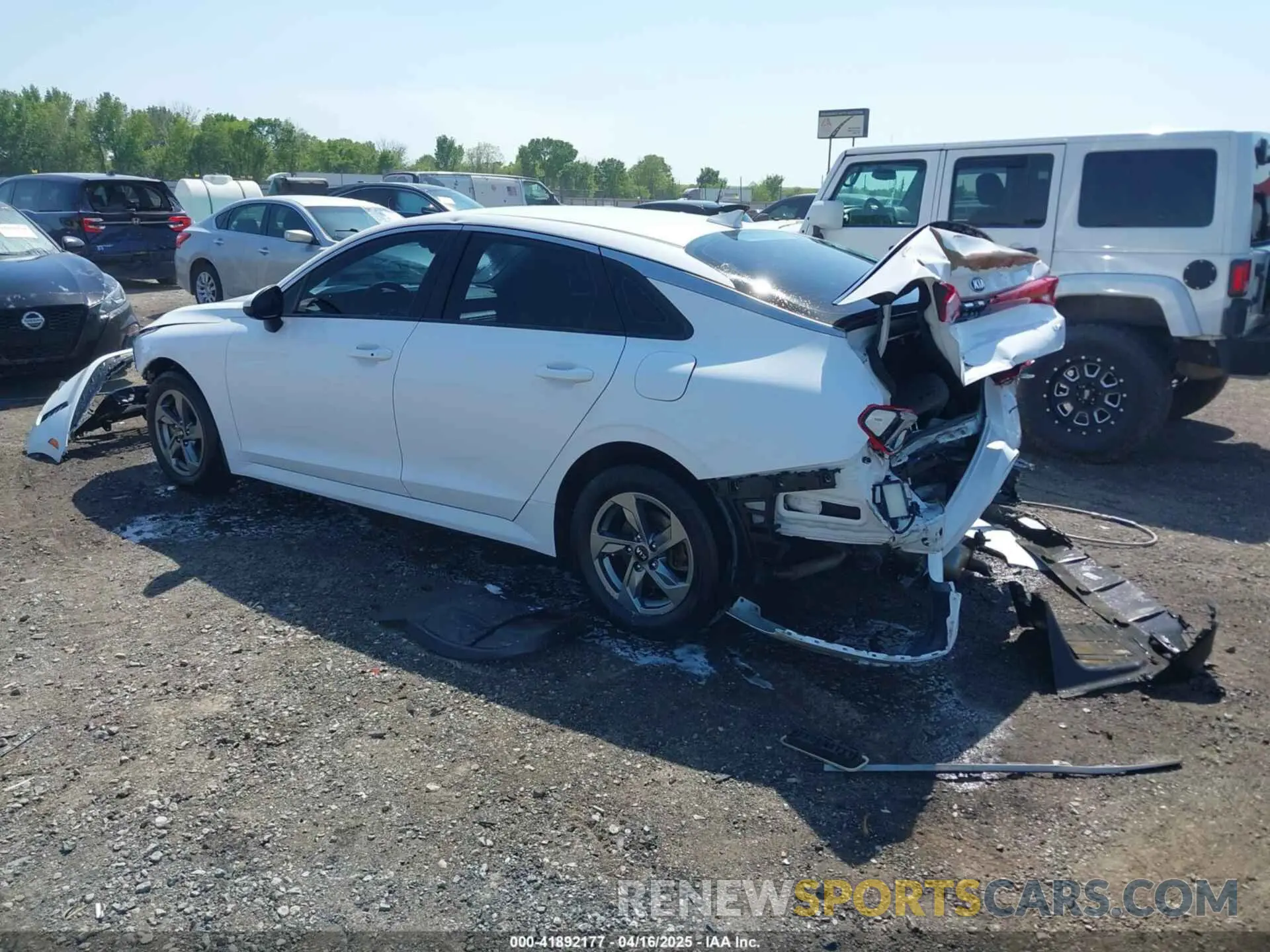3 Photograph of a damaged car 5XXG14J28MG017779 KIA K5 2021
