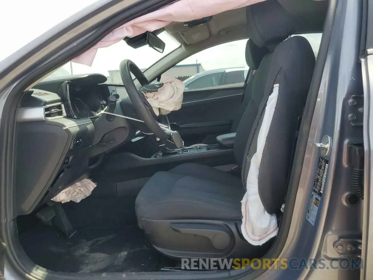 7 Photograph of a damaged car 5XXG14J28MG047705 KIA K5 2021