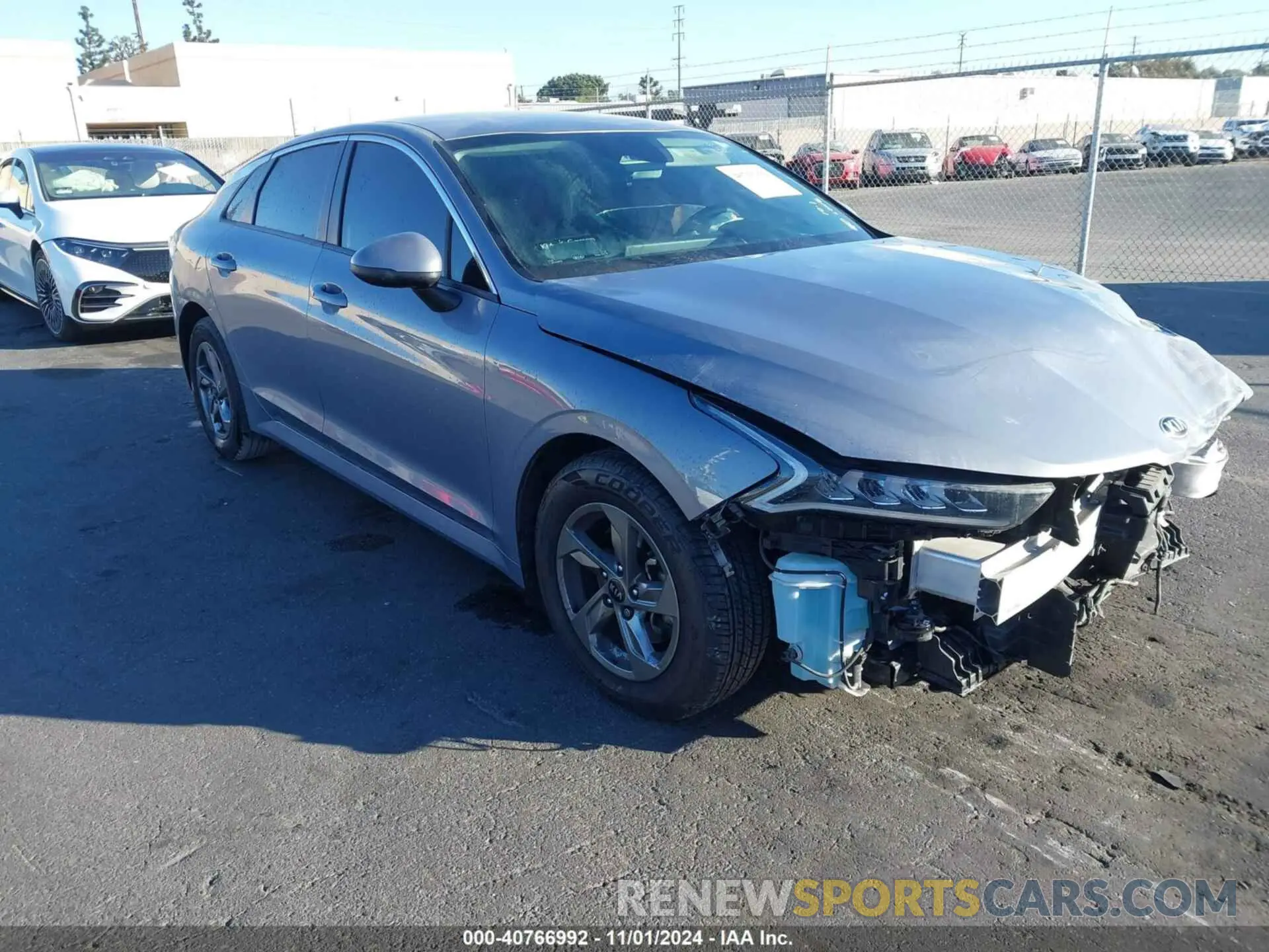 1 Photograph of a damaged car 5XXG14J28MG066240 KIA K5 2021