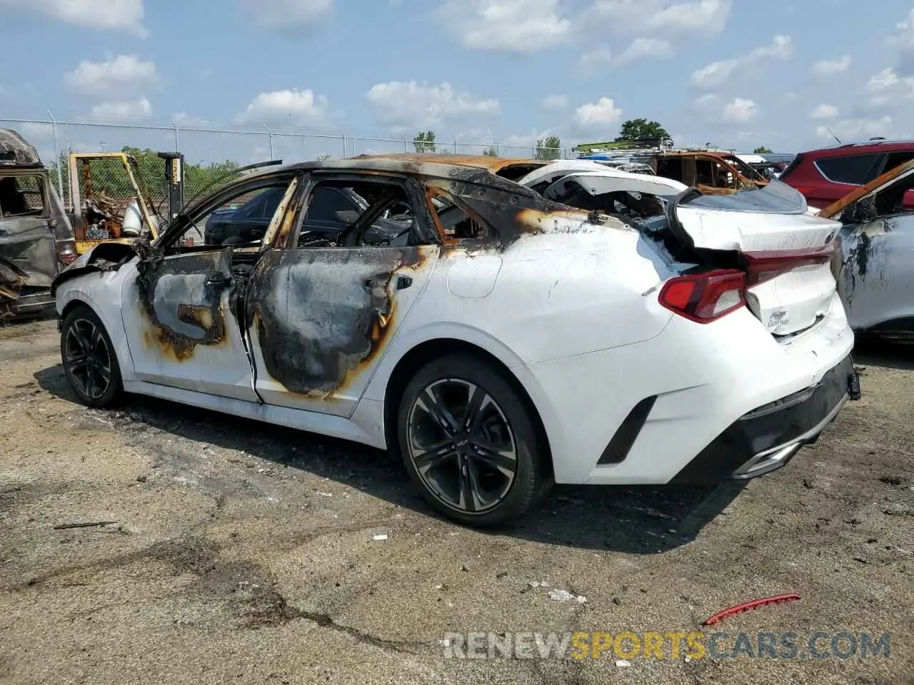 2 Photograph of a damaged car 5XXG14J29MG007813 KIA K5 2021