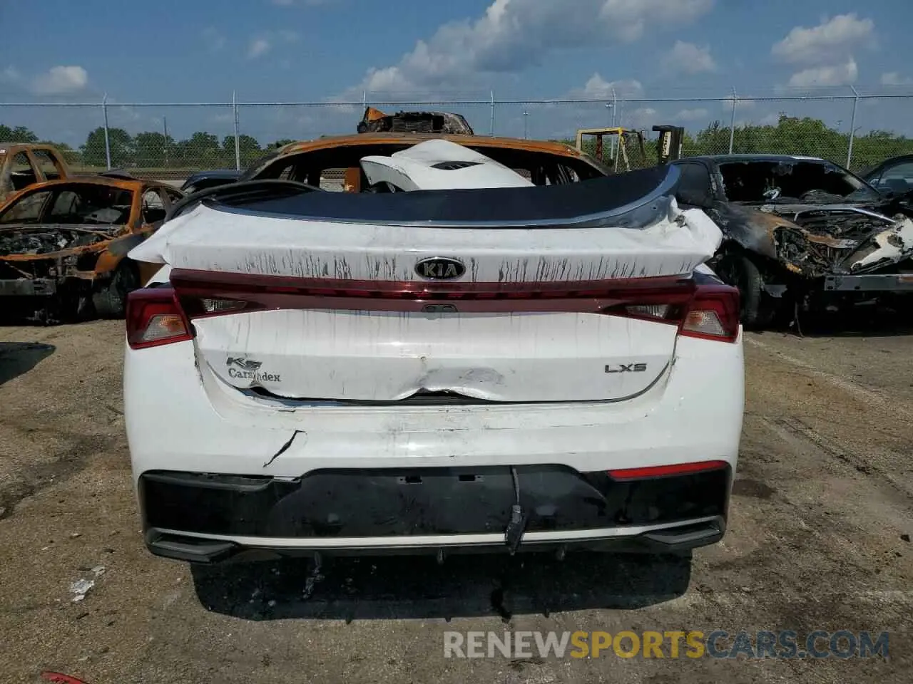 6 Photograph of a damaged car 5XXG14J29MG007813 KIA K5 2021