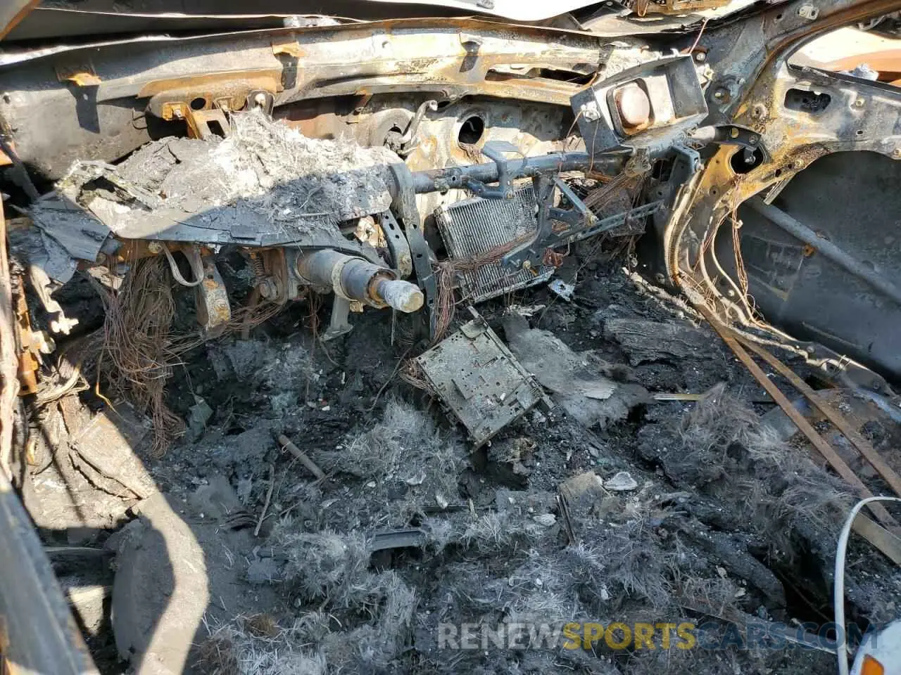 8 Photograph of a damaged car 5XXG14J29MG007813 KIA K5 2021