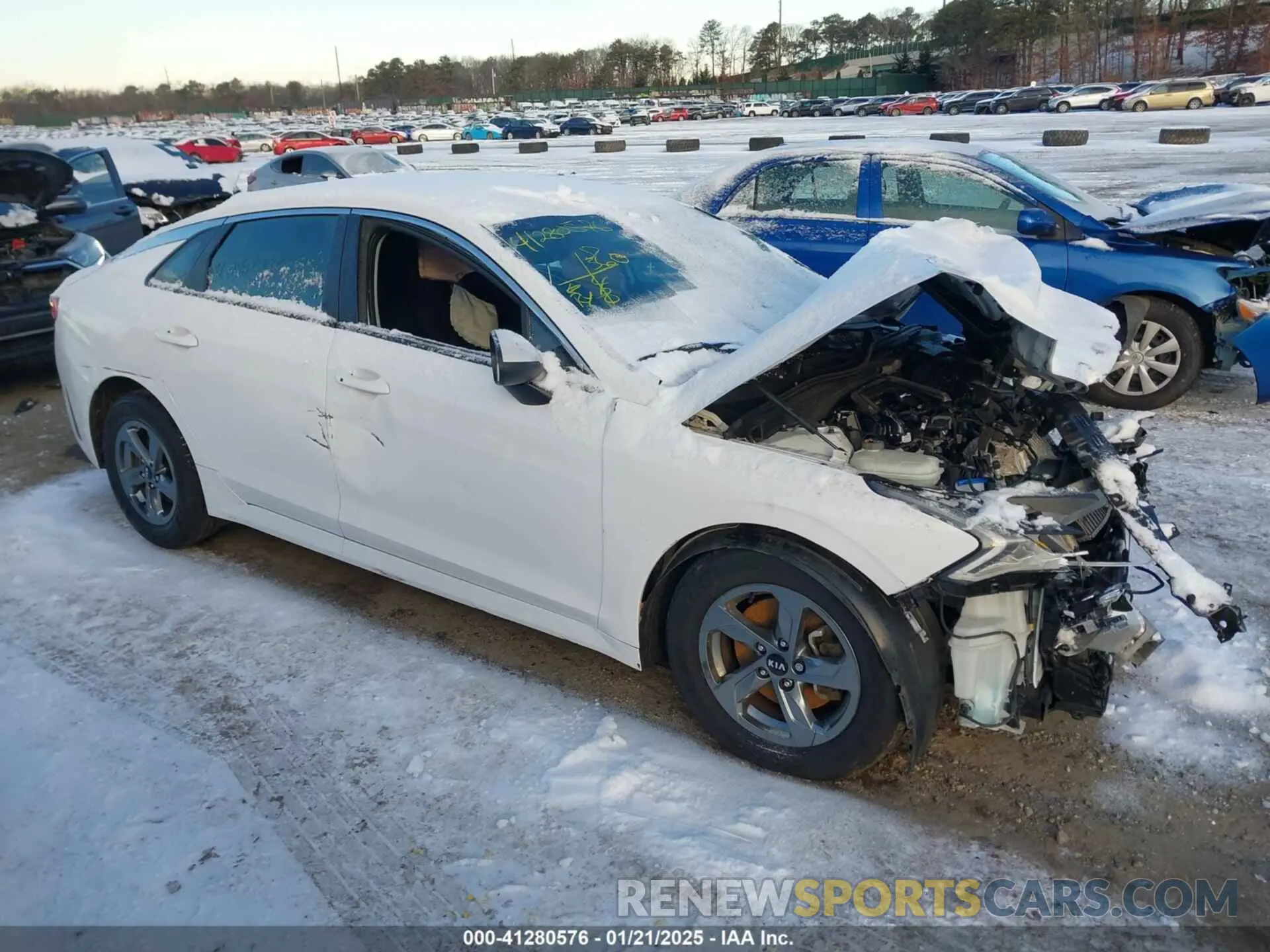 1 Photograph of a damaged car 5XXG14J29MG014454 KIA K5 2021