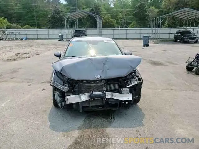 11 Photograph of a damaged car 5XXG14J2XMG016777 KIA K5 2021