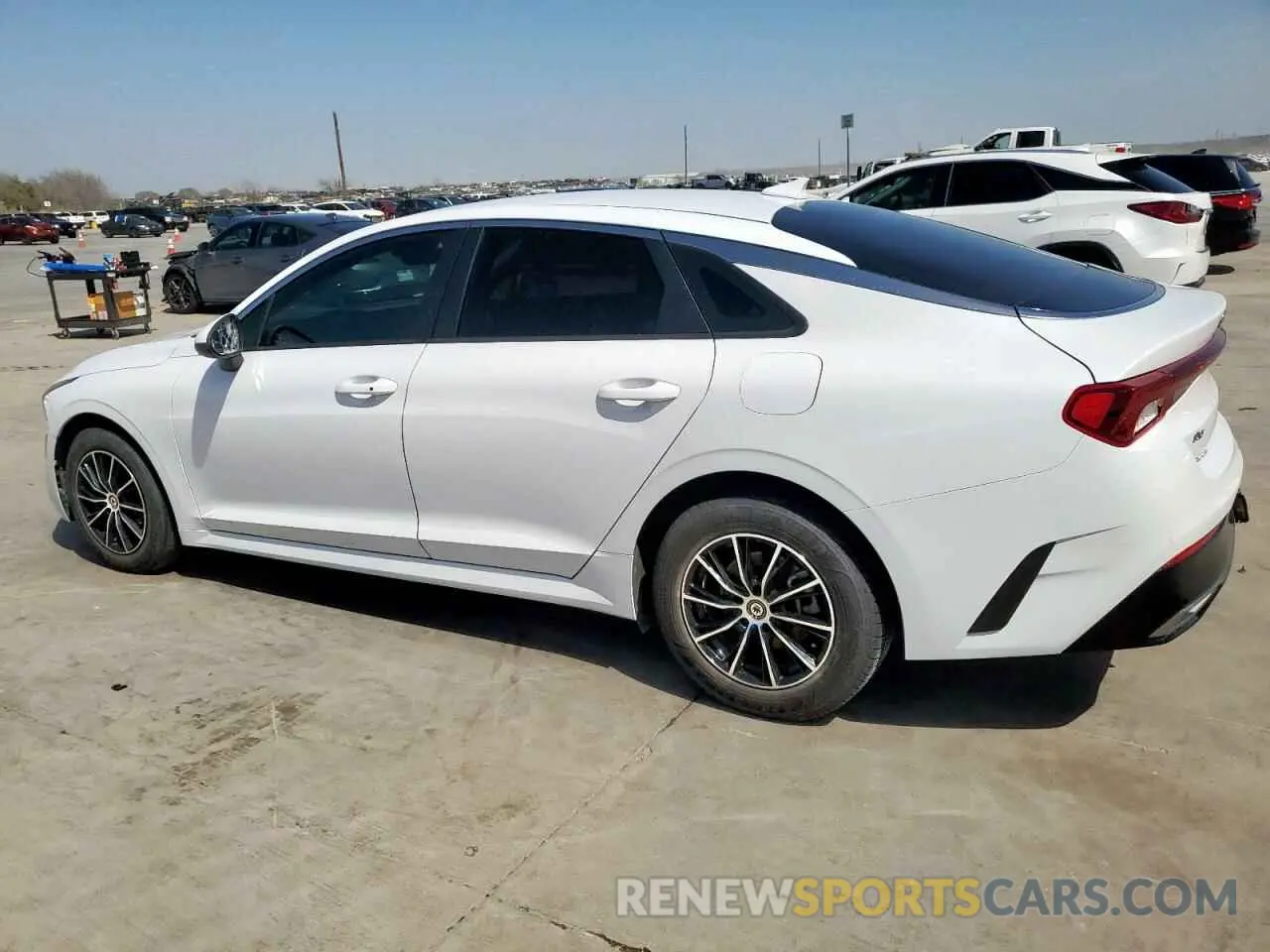 2 Photograph of a damaged car 5XXG14J2XMG020165 KIA K5 2021