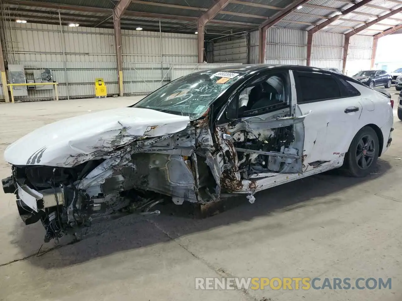 1 Photograph of a damaged car 5XXG14J2XMG030615 KIA K5 2021