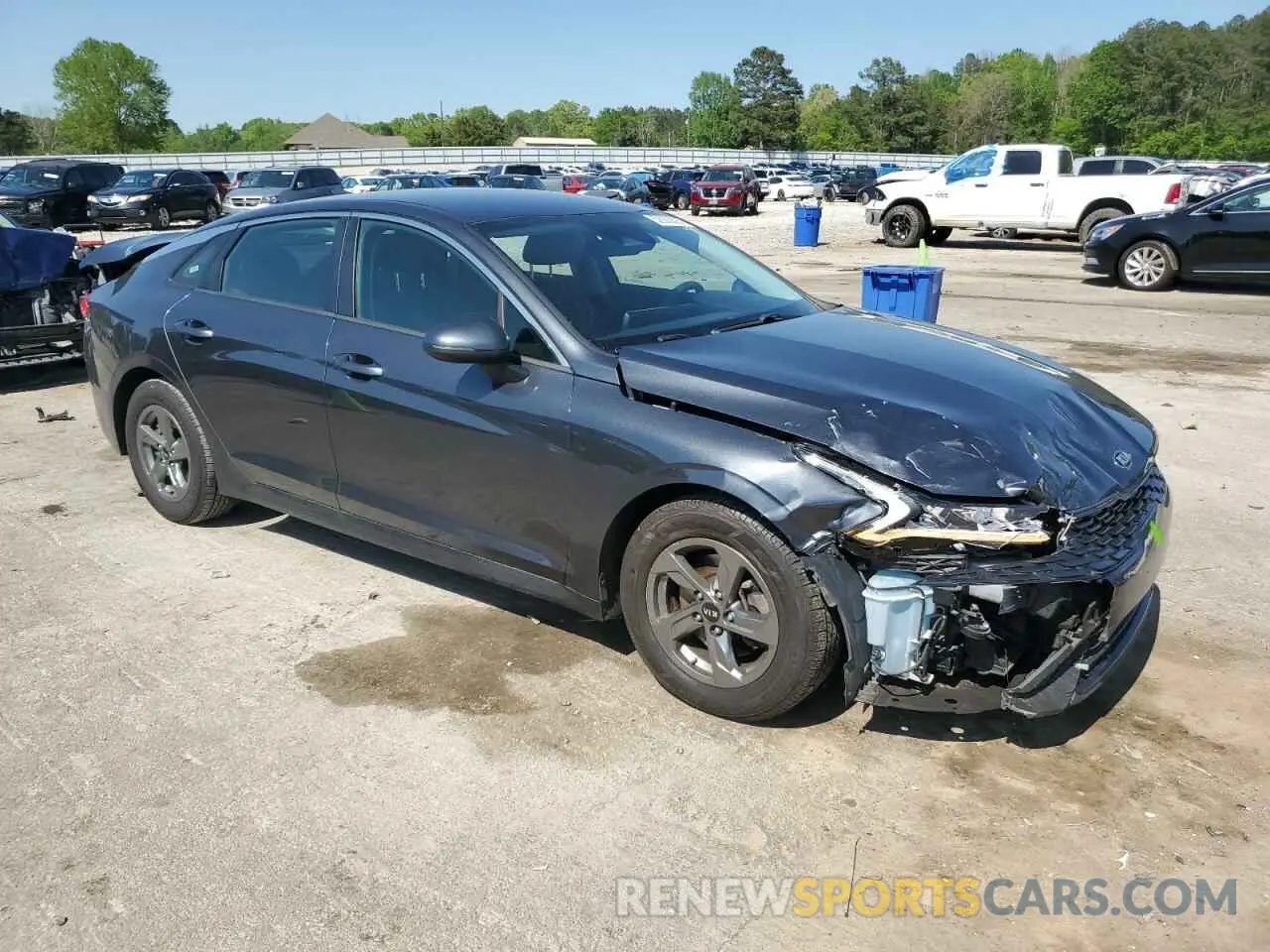 4 Photograph of a damaged car 5XXG14J2XMG053134 KIA K5 2021