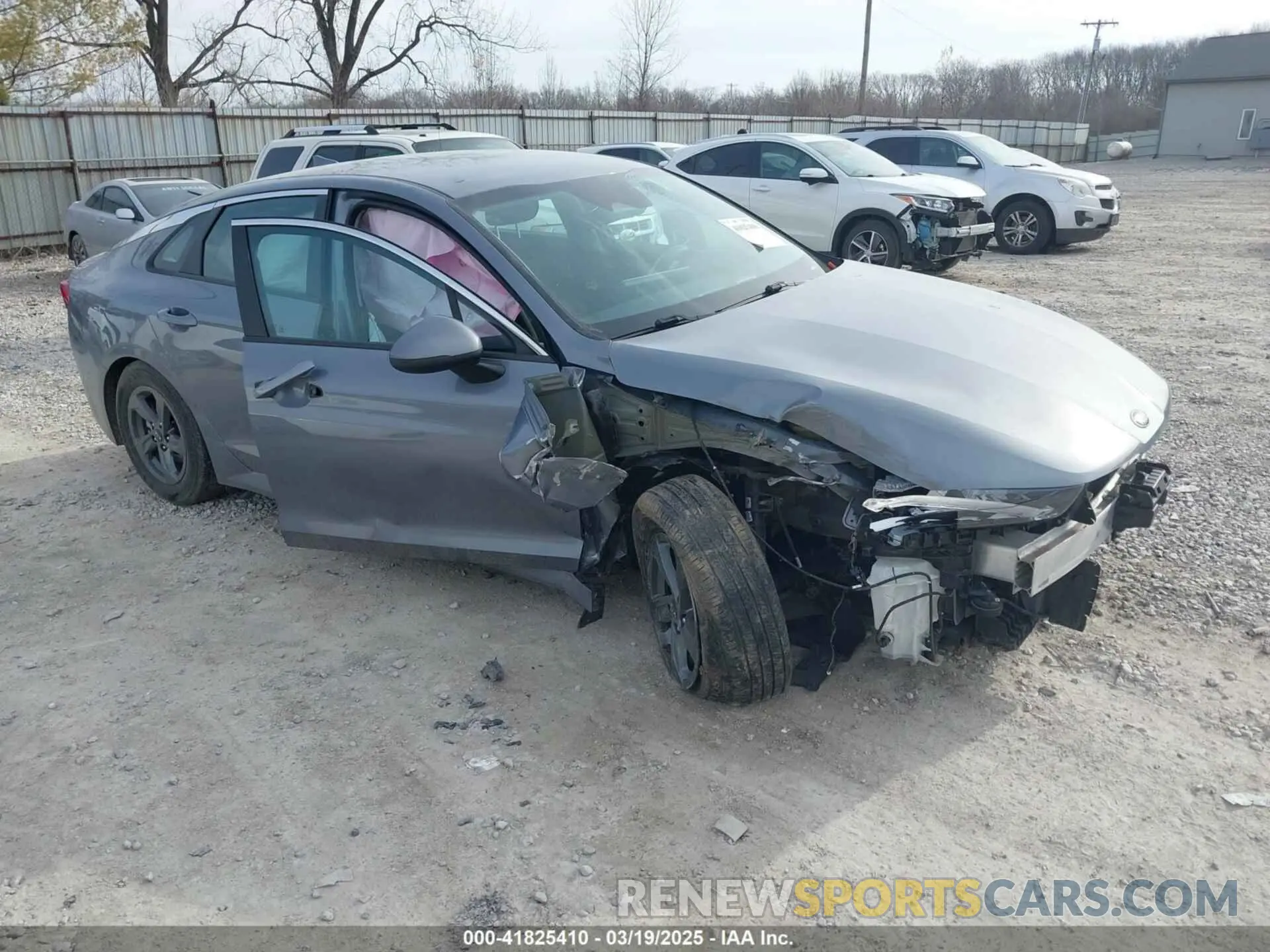 1 Photograph of a damaged car 5XXG24J23MG030730 KIA K5 2021