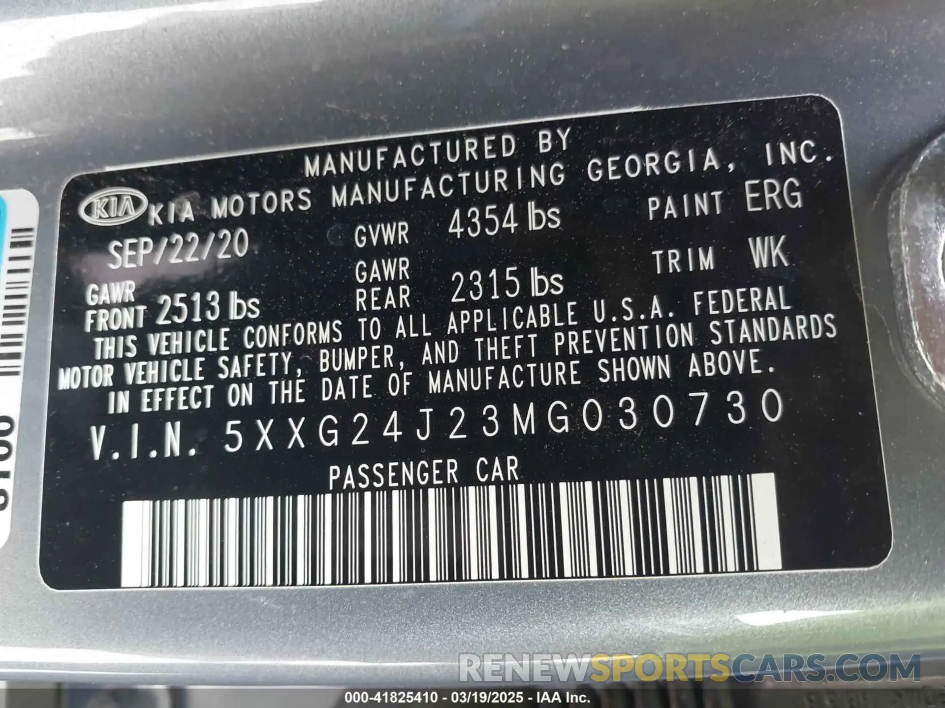 9 Photograph of a damaged car 5XXG24J23MG030730 KIA K5 2021