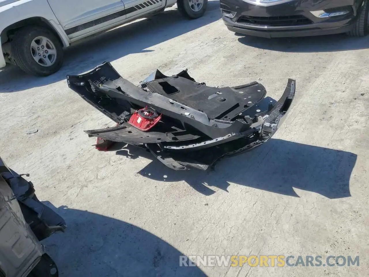 12 Photograph of a damaged car 5XXG24J25MG075734 KIA K5 2021