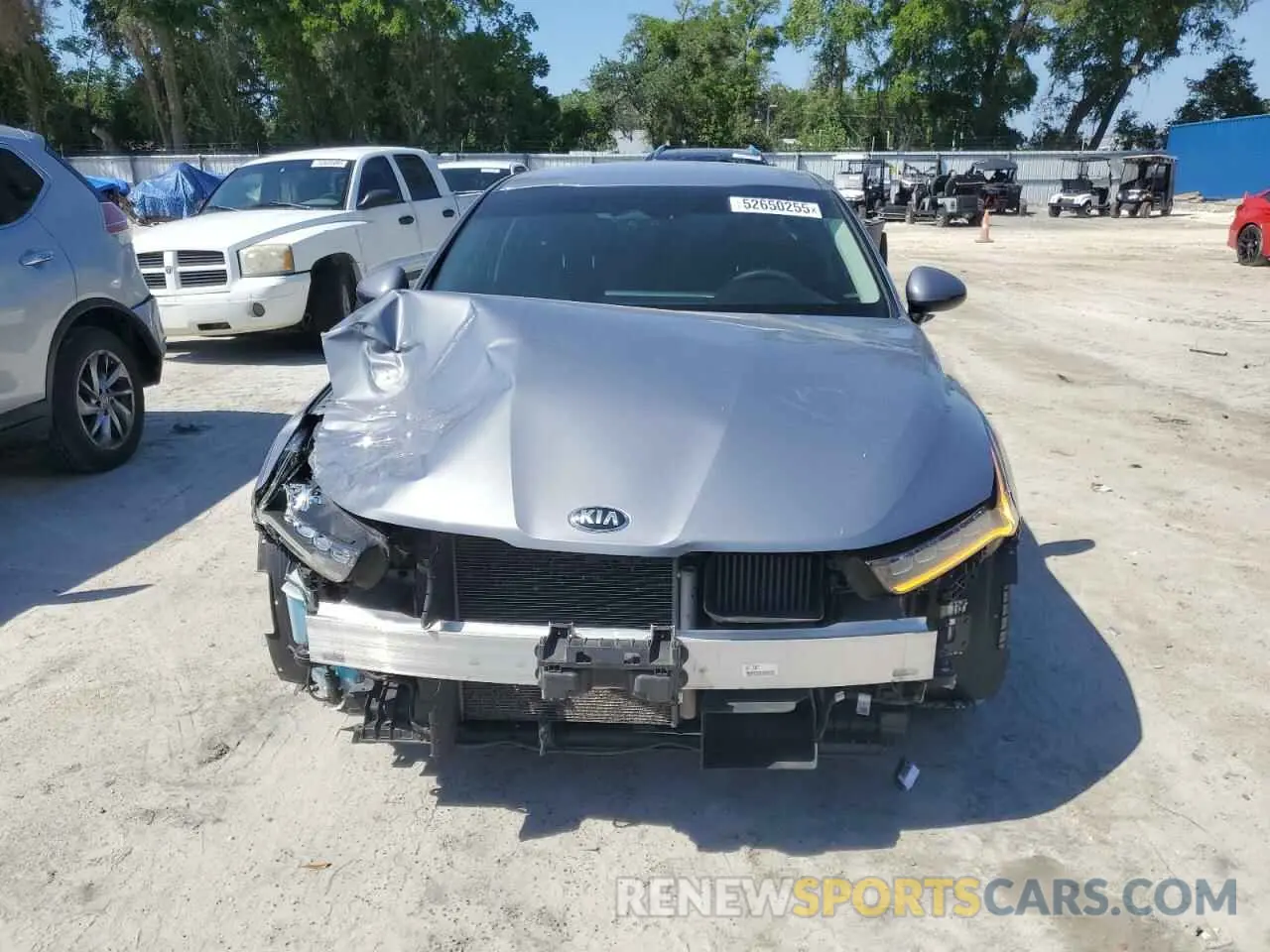 5 Photograph of a damaged car 5XXG24J25MG075734 KIA K5 2021