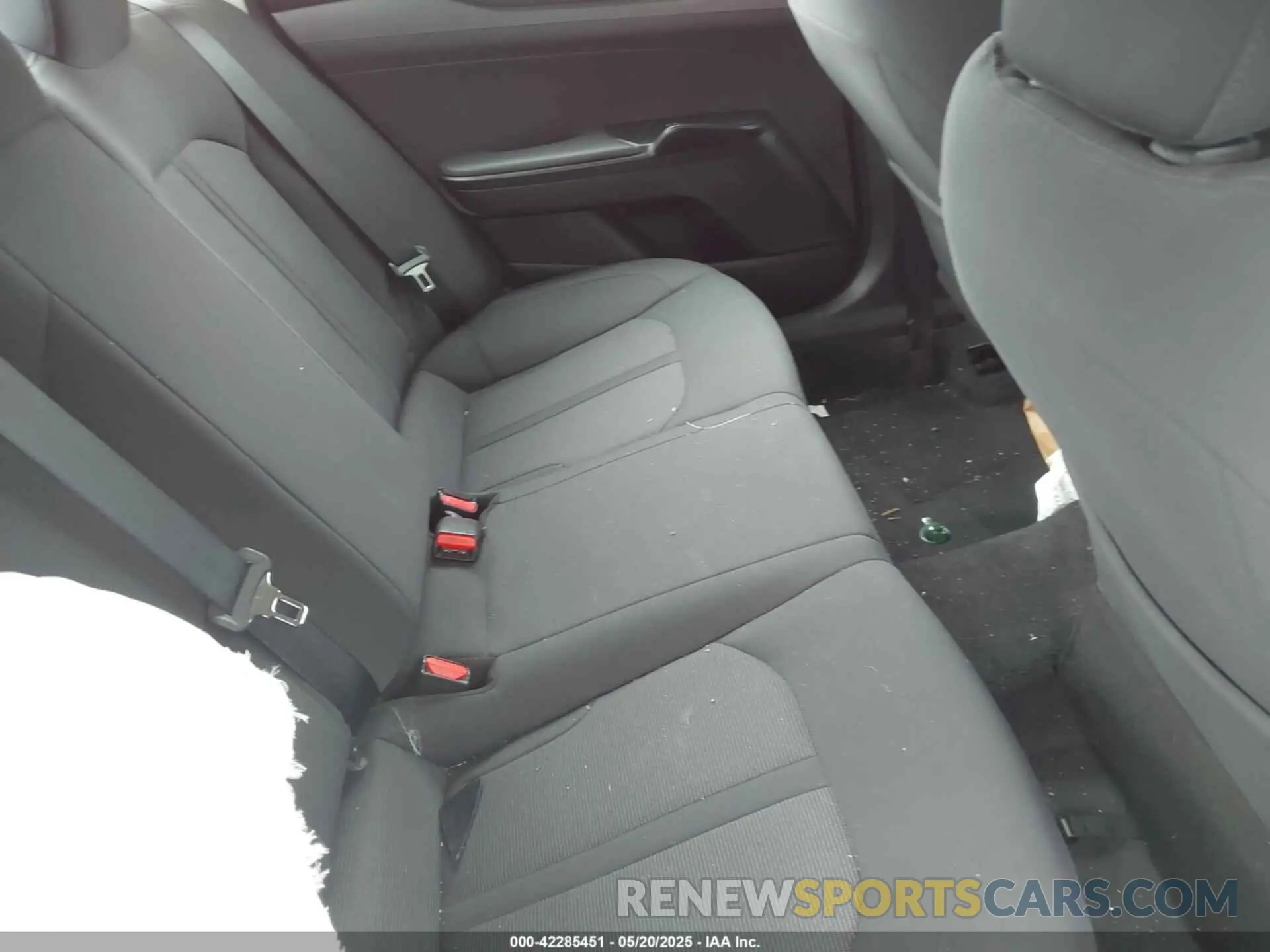8 Photograph of a damaged car 5XXG24J26MG016840 KIA K5 2021