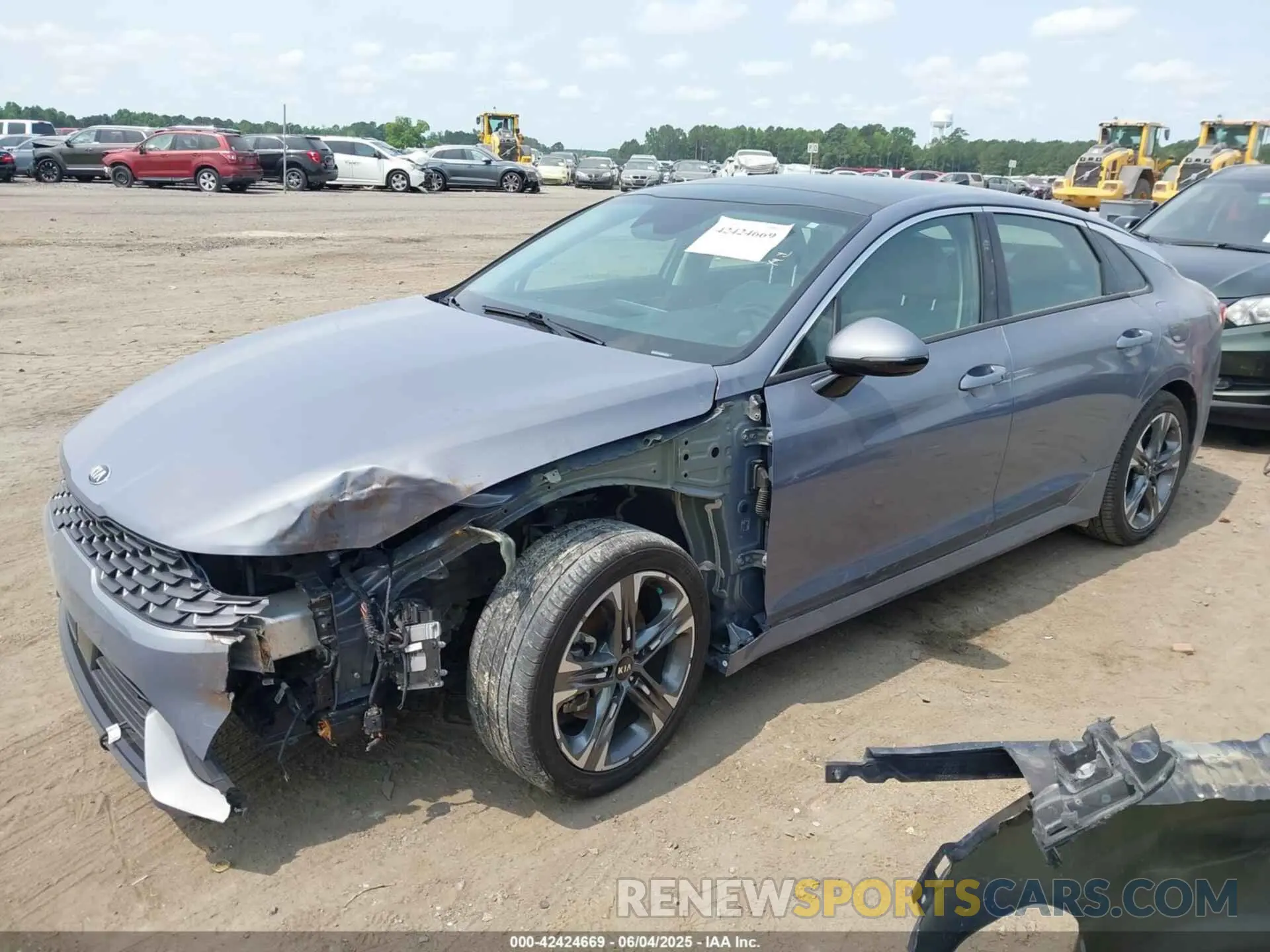 2 Photograph of a damaged car 5XXG34J25MG072815 KIA K5 2021