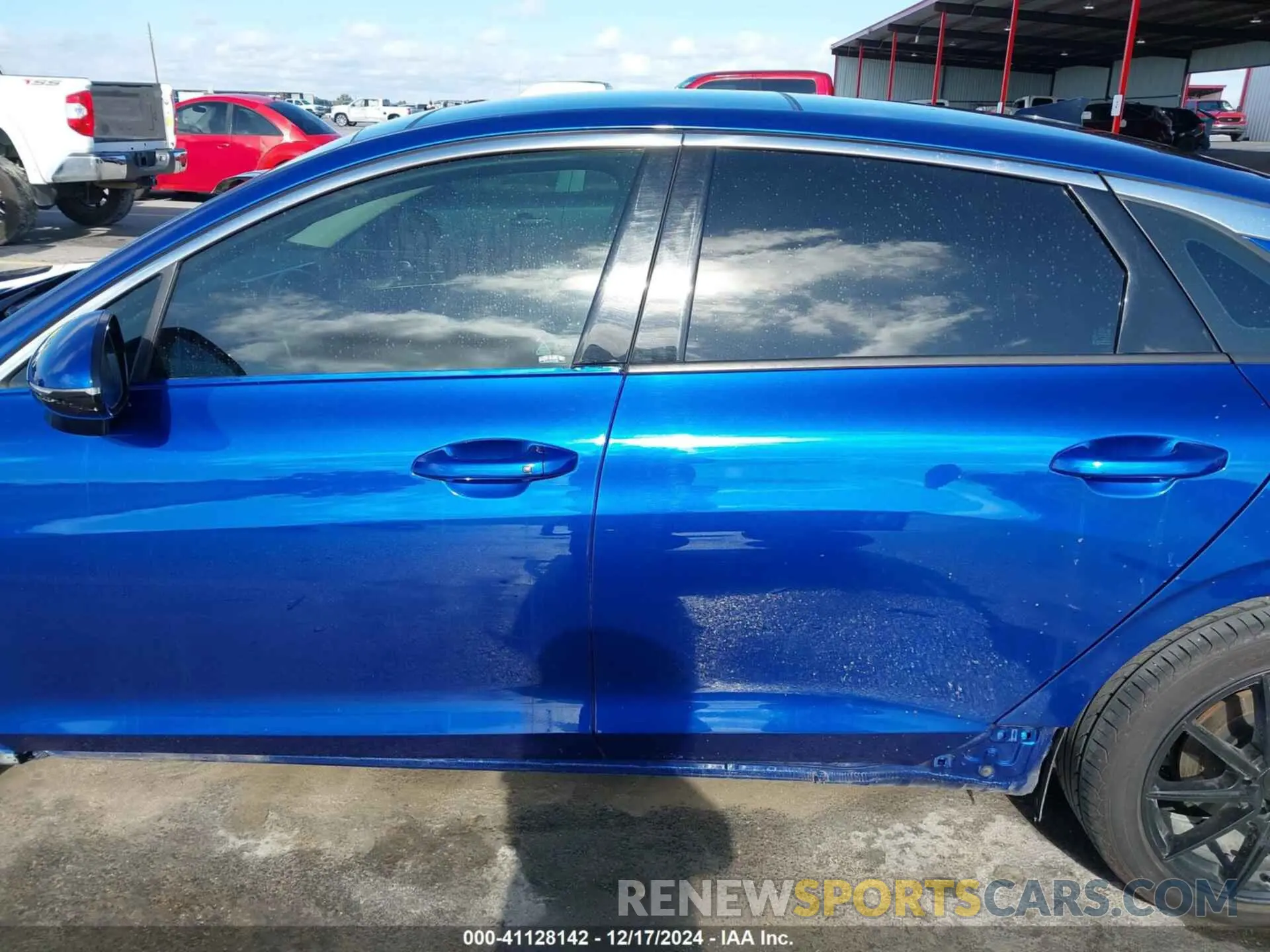 15 Photograph of a damaged car 5XXG34J28MG065938 KIA K5 2021