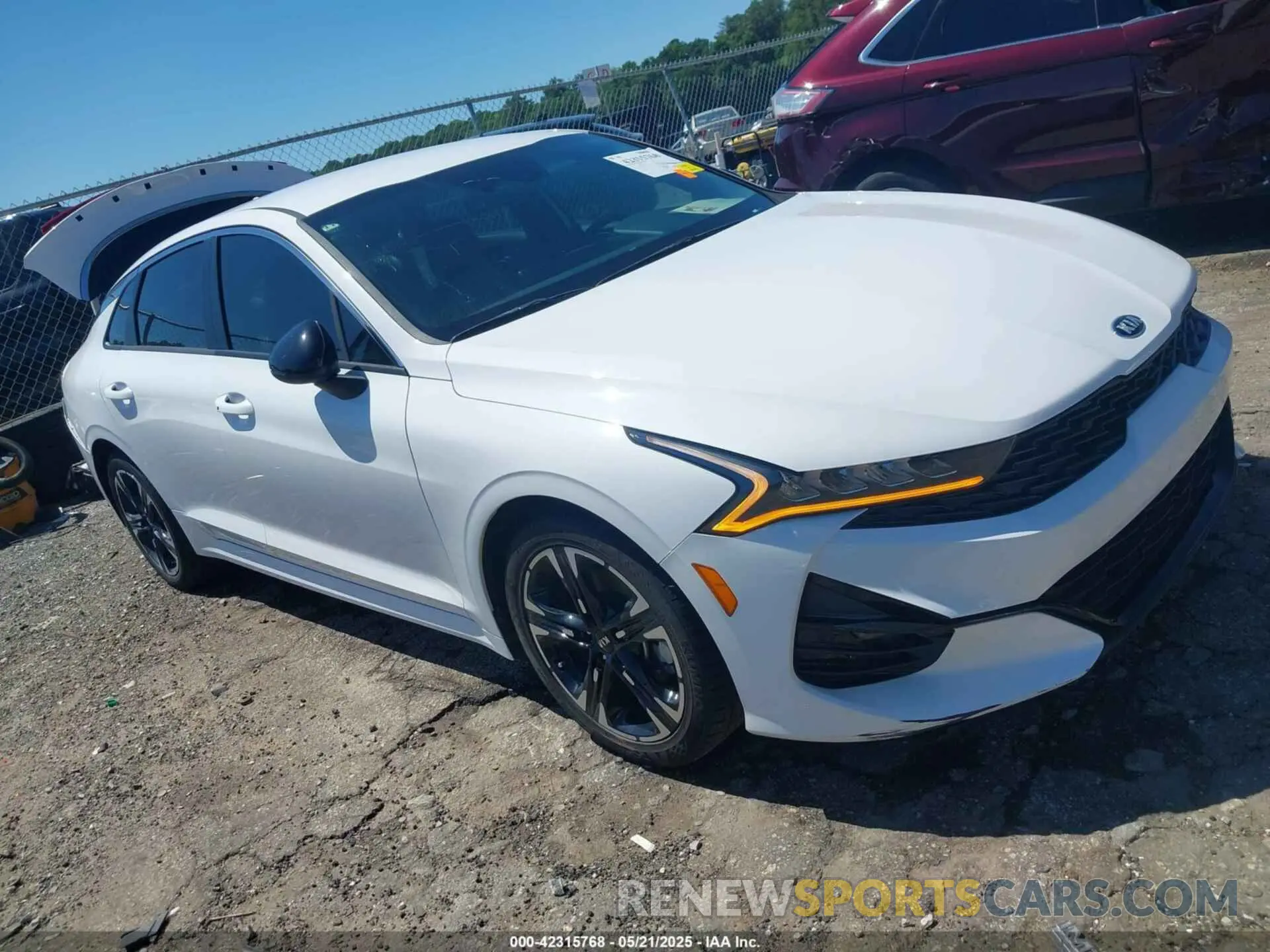 1 Photograph of a damaged car 5XXG64J20MG061552 KIA K5 2021