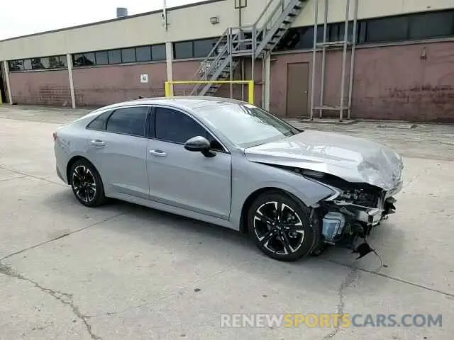 14 Photograph of a damaged car 5XXG64J21MG013364 KIA K5 2021