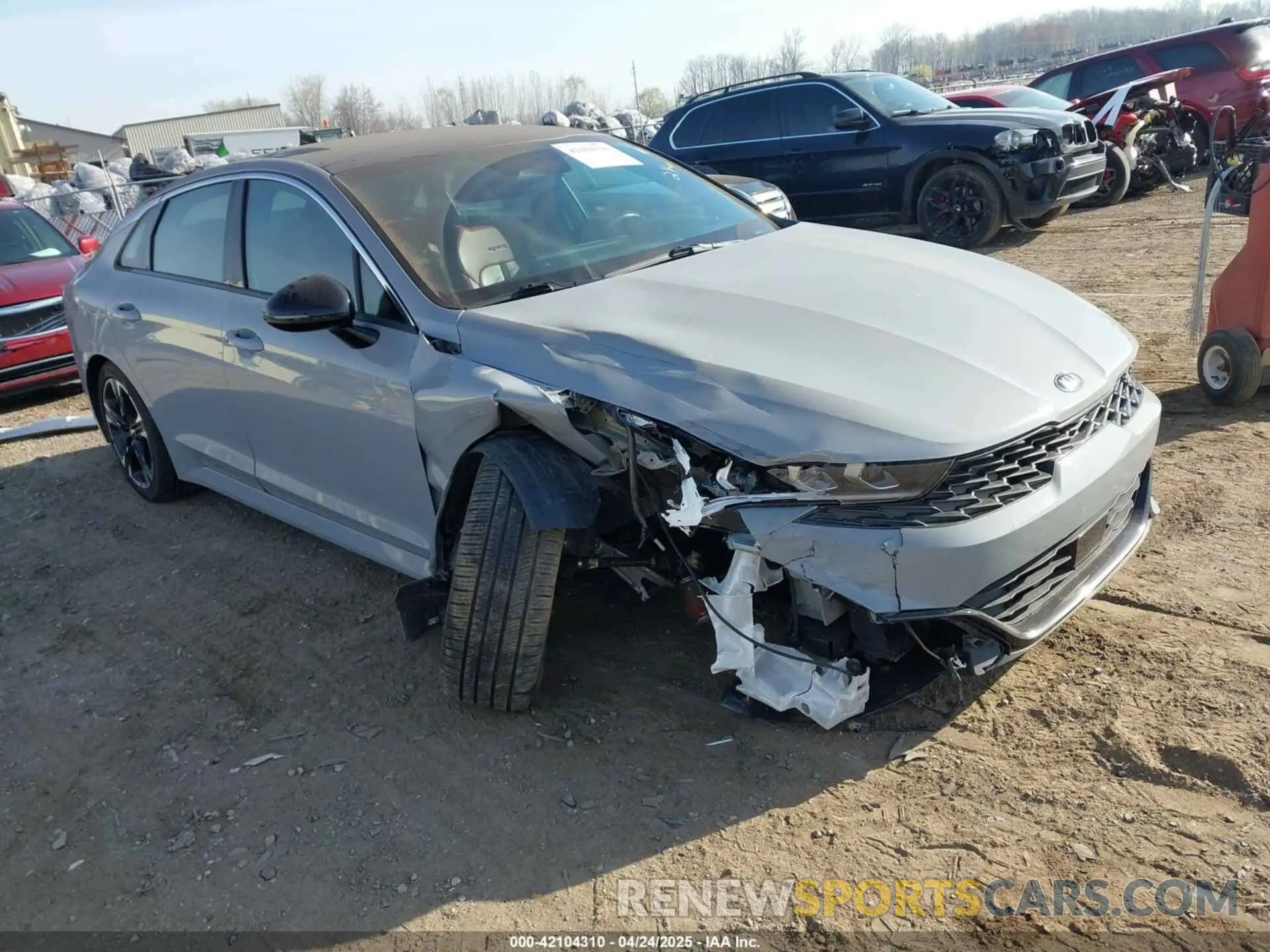 1 Photograph of a damaged car 5XXG64J21MG041410 KIA K5 2021