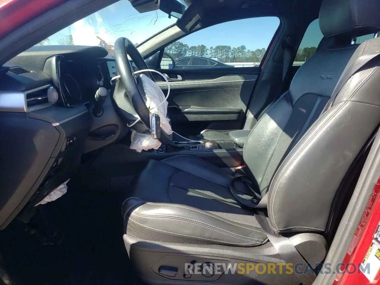 7 Photograph of a damaged car 5XXG64J21MG051192 KIA K5 2021
