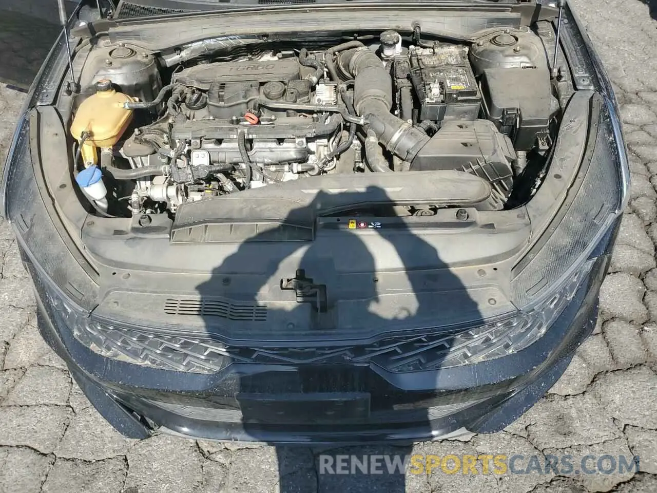 11 Photograph of a damaged car 5XXG64J21MG068719 KIA K5 2021