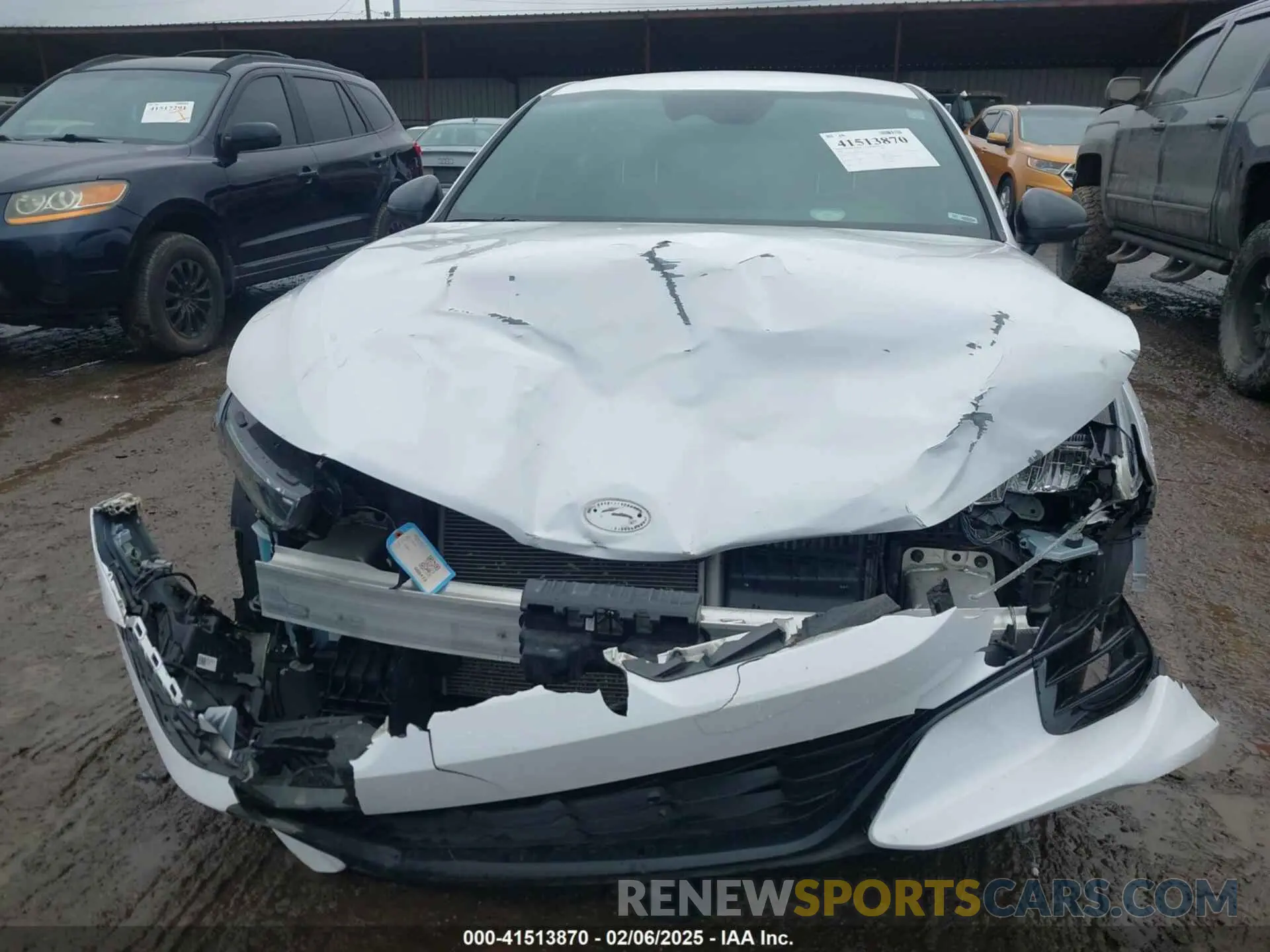 6 Photograph of a damaged car 5XXG64J21MG078747 KIA K5 2021