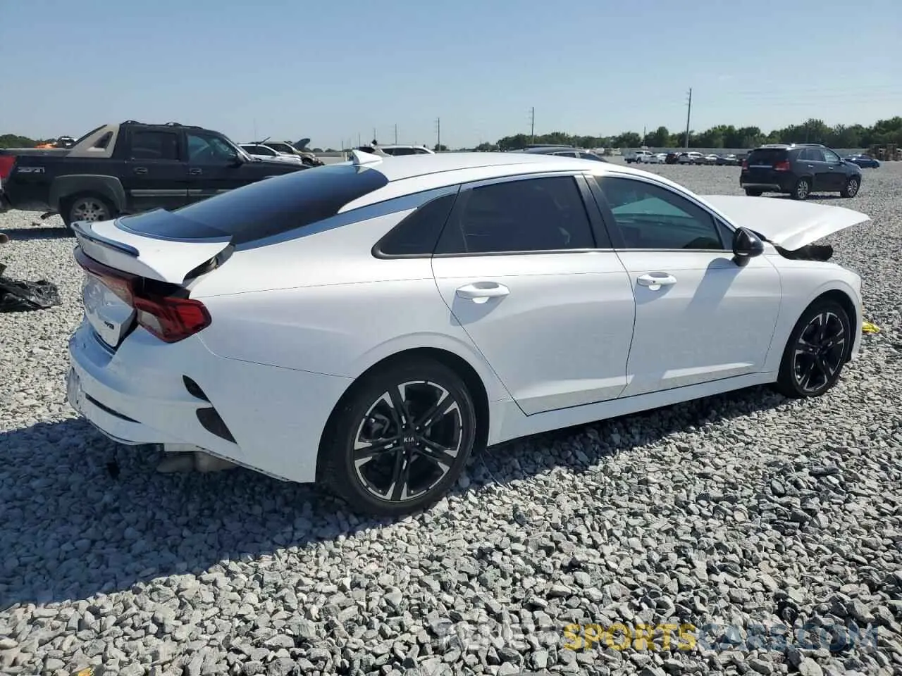 3 Photograph of a damaged car 5XXG64J22MG076277 KIA K5 2021